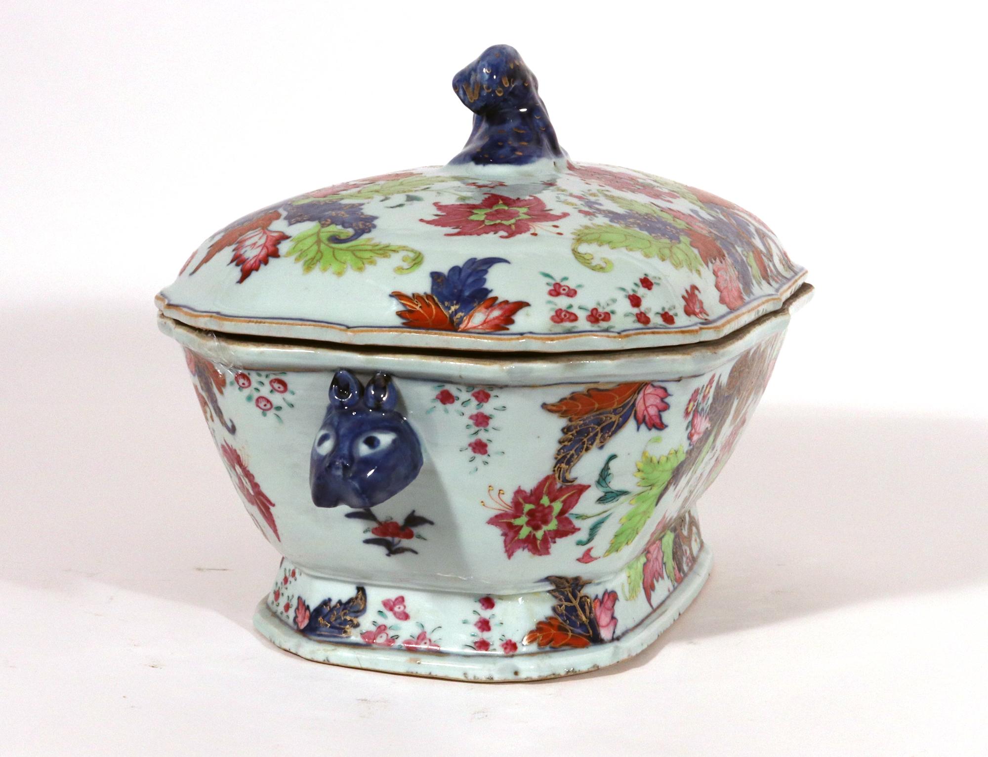 Chinese Export Porcelain Pseudo Tobacco Leaf Soup Tureen, Cover, and Stand 6