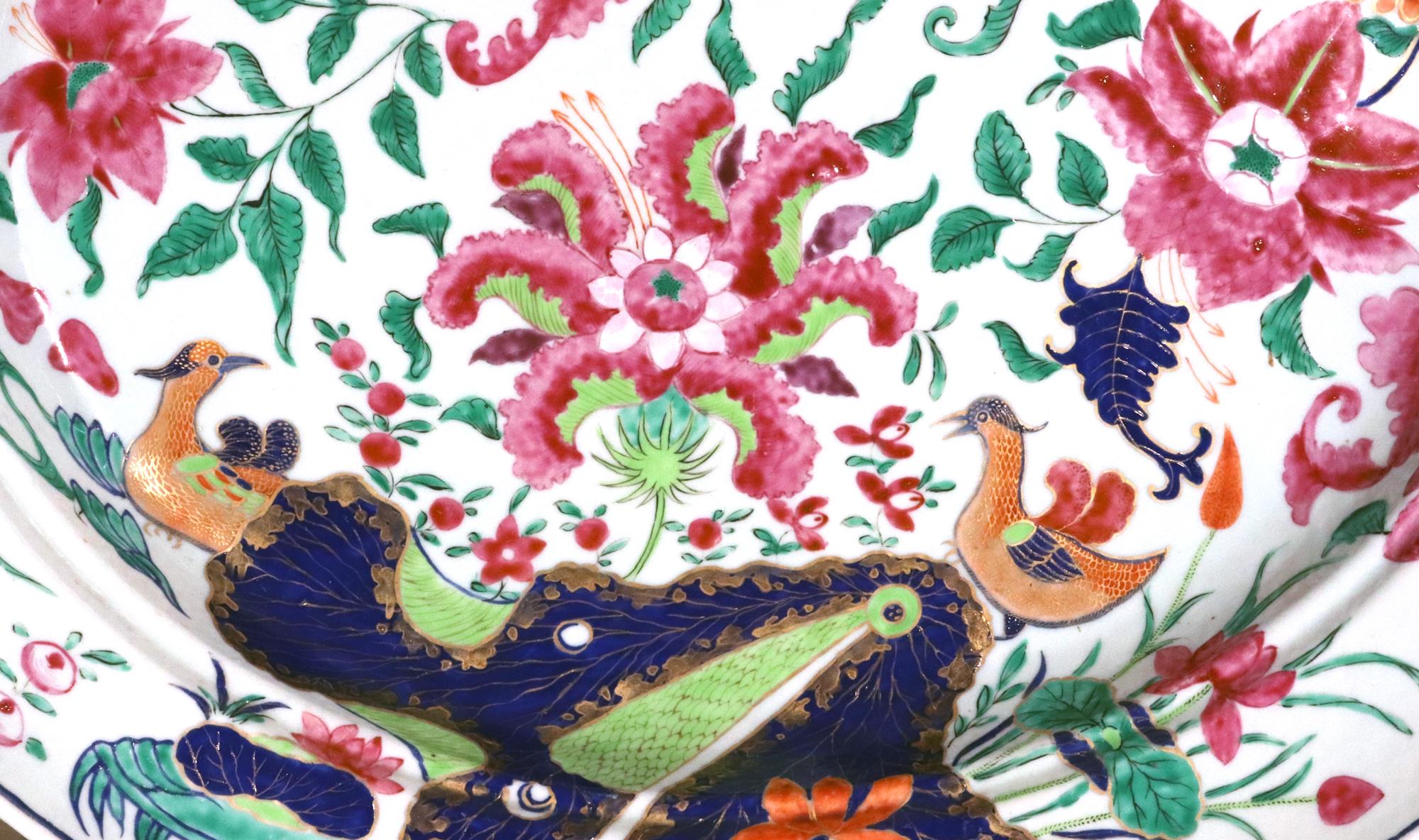 Chinesisches Export-Porzellan Pseudo-Tabakblatt mit Ducks Große Schale und Schublade (Chinesischer Export) im Angebot