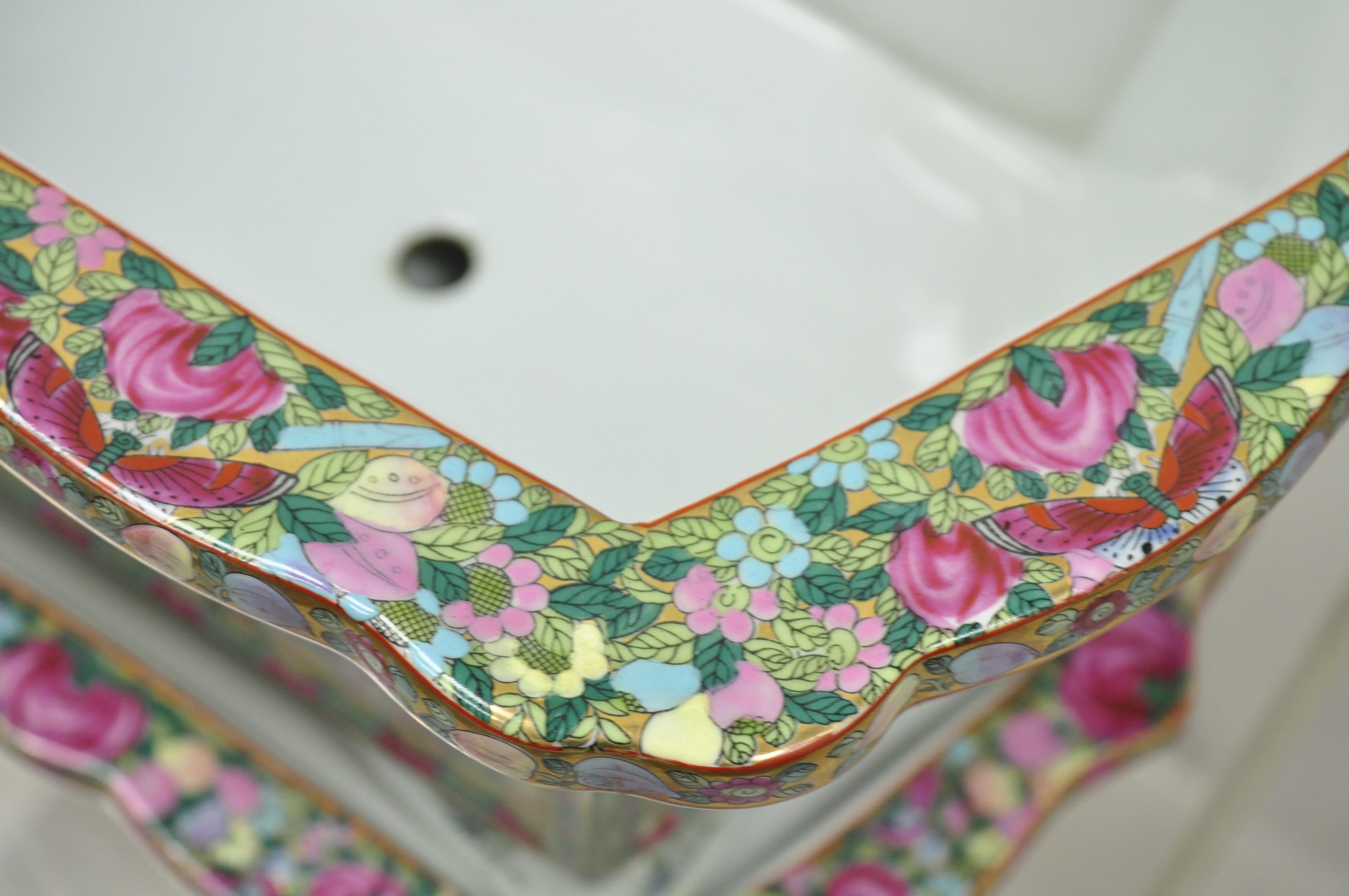 Chinoiserie Chinese Export Porcelain Rose Medallion Jardinière Planter Under Plate Tray