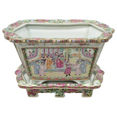 Chinese Export Porcelain Rose Medallion Jardinière Planter Under Plate Tray