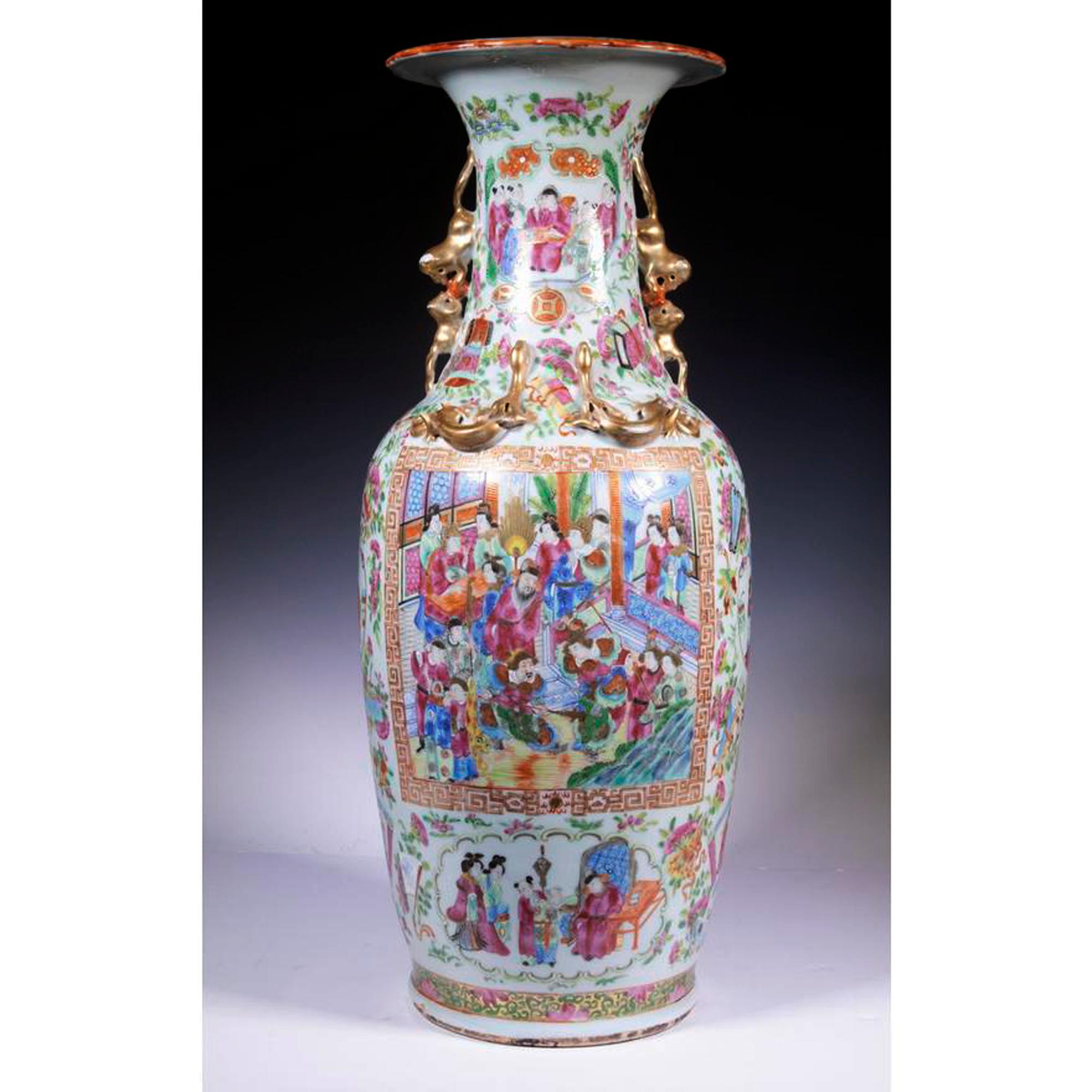 Chinese Export Porcelain Rose Medallion Large Vase In Good Condition In Downingtown, PA