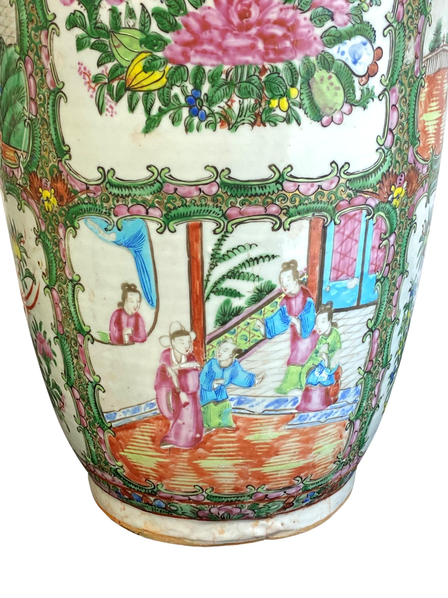 Chinesische Export-Porzellan-Vase mit Rosenmedaillon, Kanton, um 1900 im Angebot 7