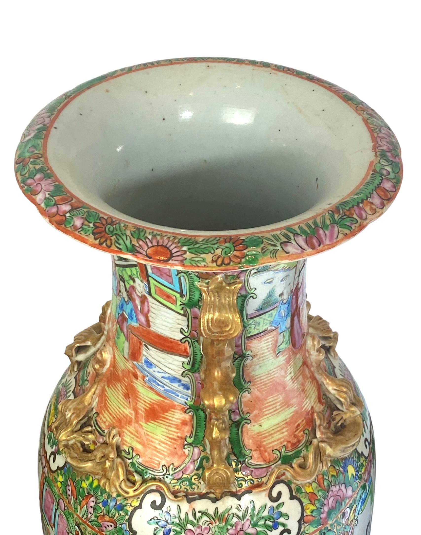 Chinesische Export-Porzellan-Vase mit Rosenmedaillon, Kanton, um 1900 im Angebot 11