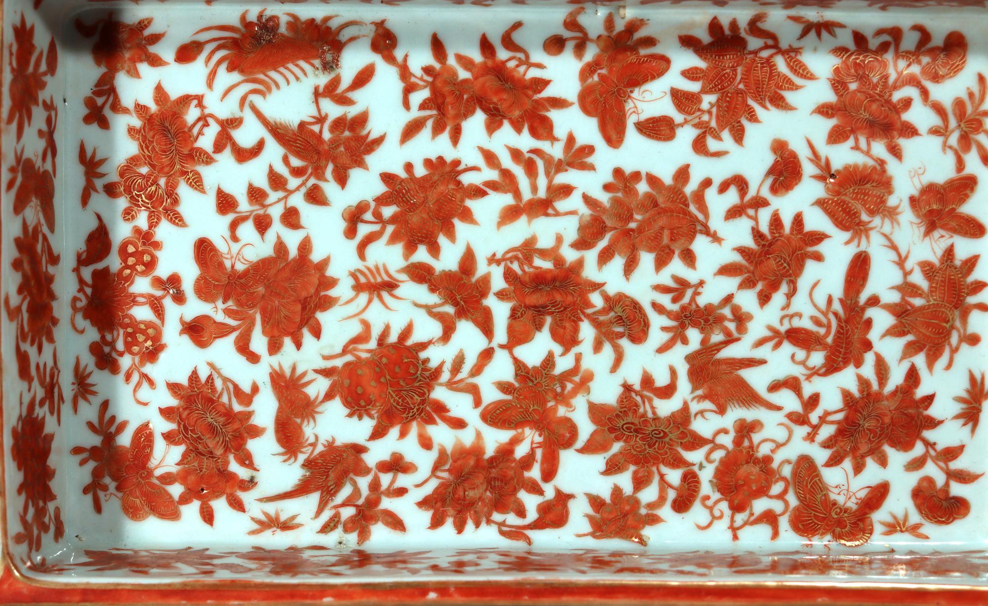 Early 19th Century Chinese Export Porcelain Sacred Bird & Butterfly Large Bulb Tray