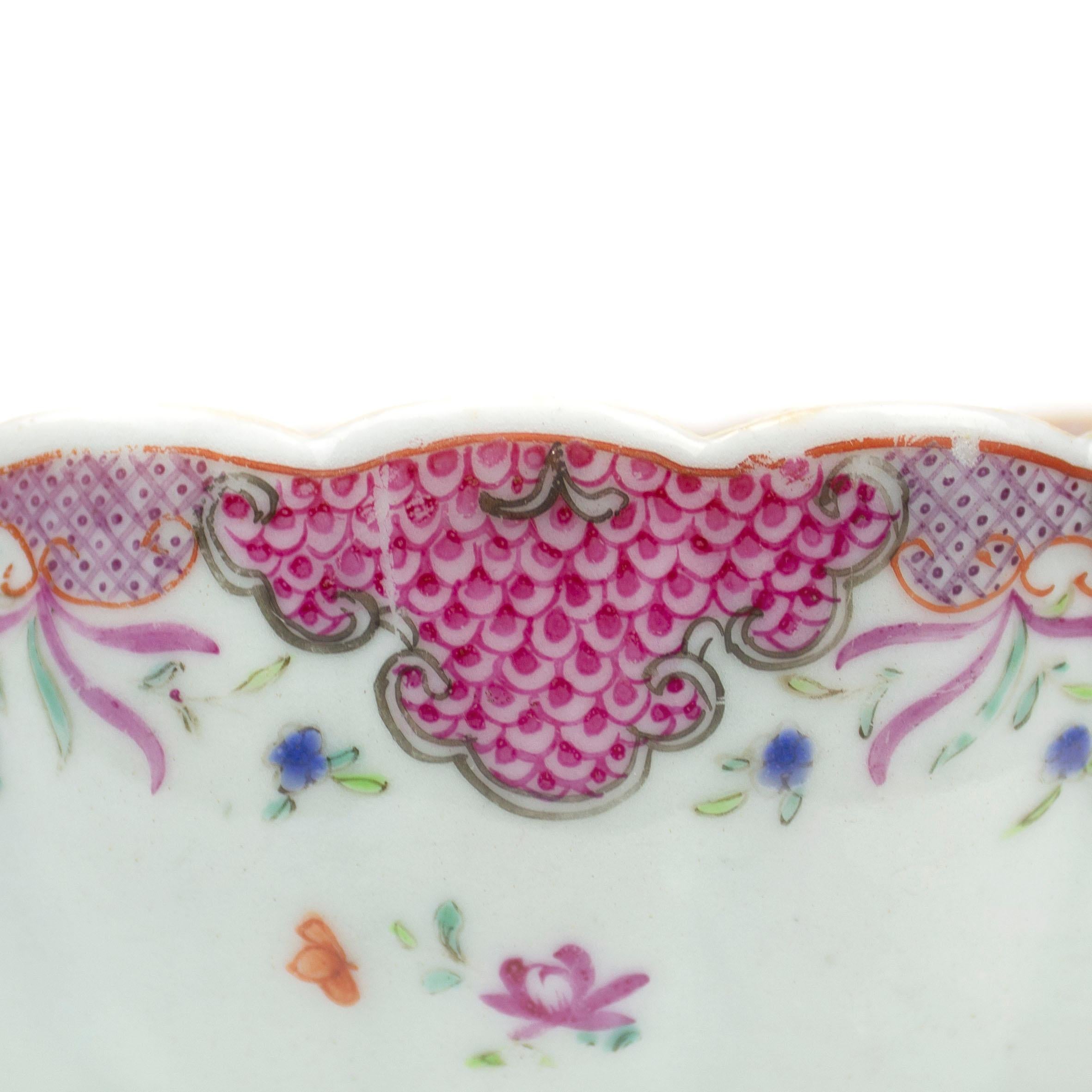 Chinese Export Porcelain Saucer Boat, Qianlong, '1736-1795' In Good Condition For Sale In Lisbon, PT