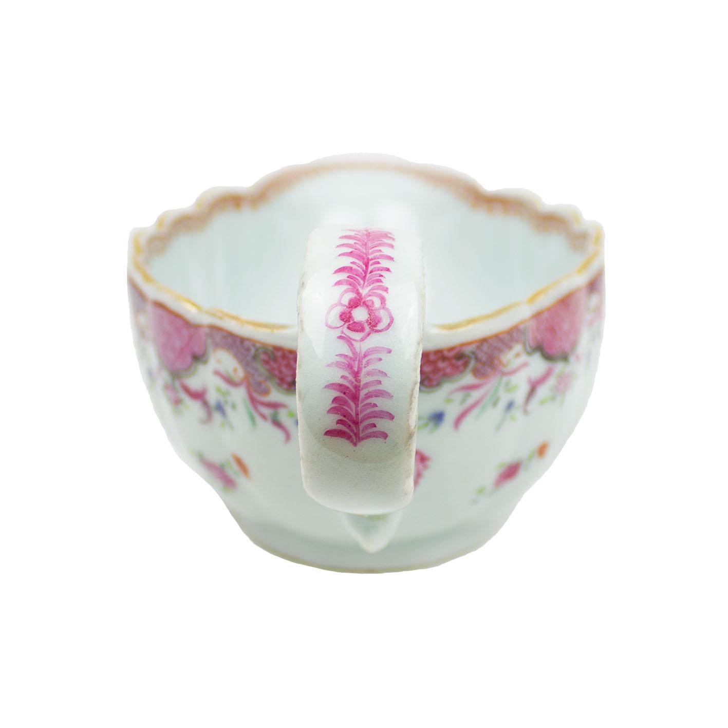 Chinese Export Porcelain Saucer Boat, Qianlong, '1736-1795' For Sale 1