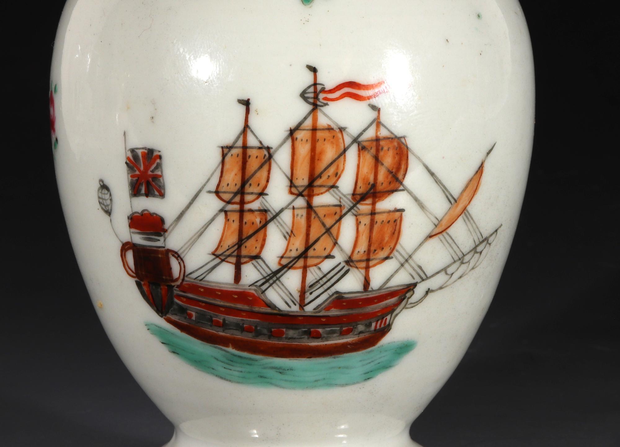 Chinese Export Porcelain Ship-Decorated Tea Caddy or Teapoy In Good Condition In Downingtown, PA
