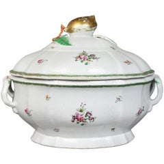 Chinese Export Porcelain Soup Tureen