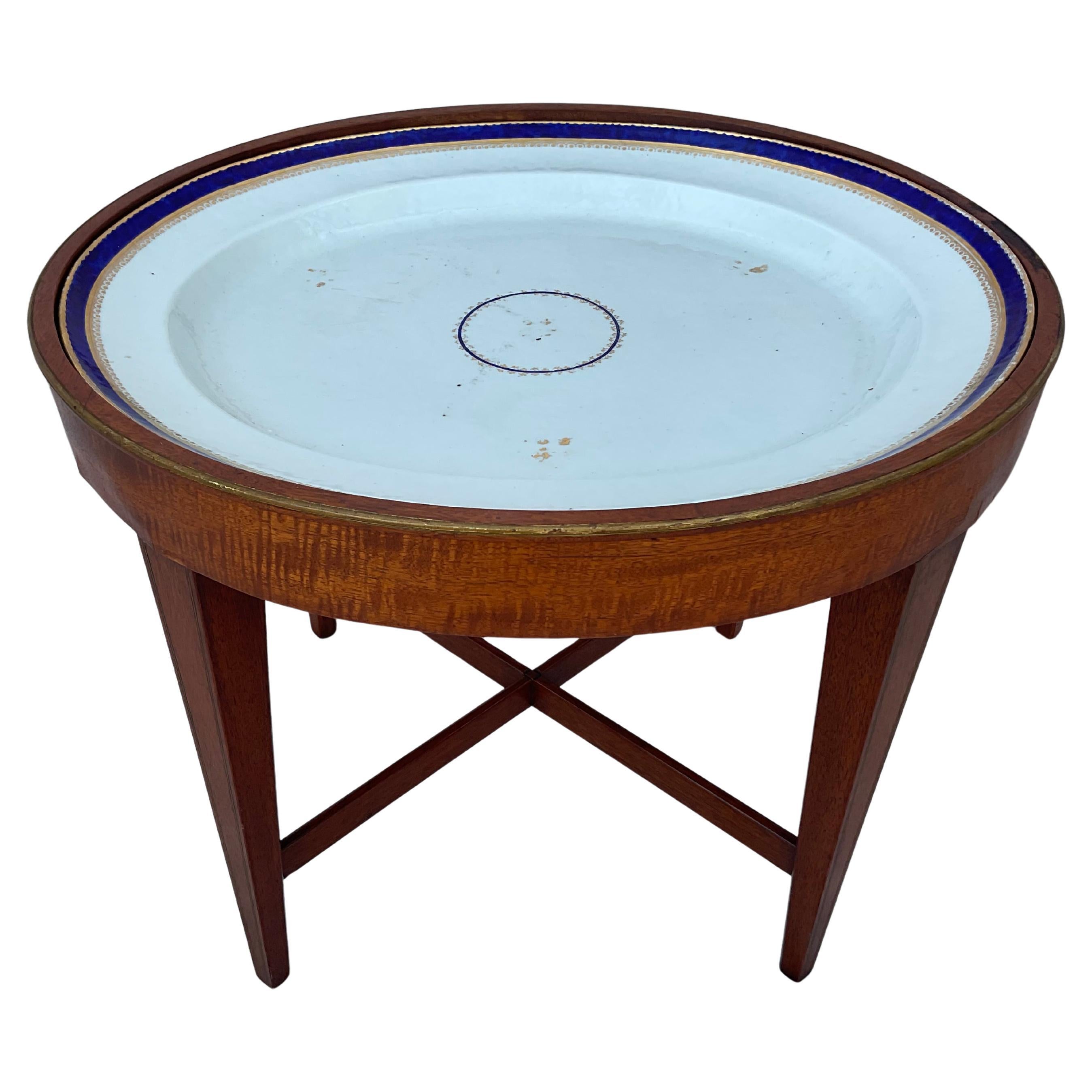 Chinese Export Porcelain Tray on Custom Wooden Stand For Sale
