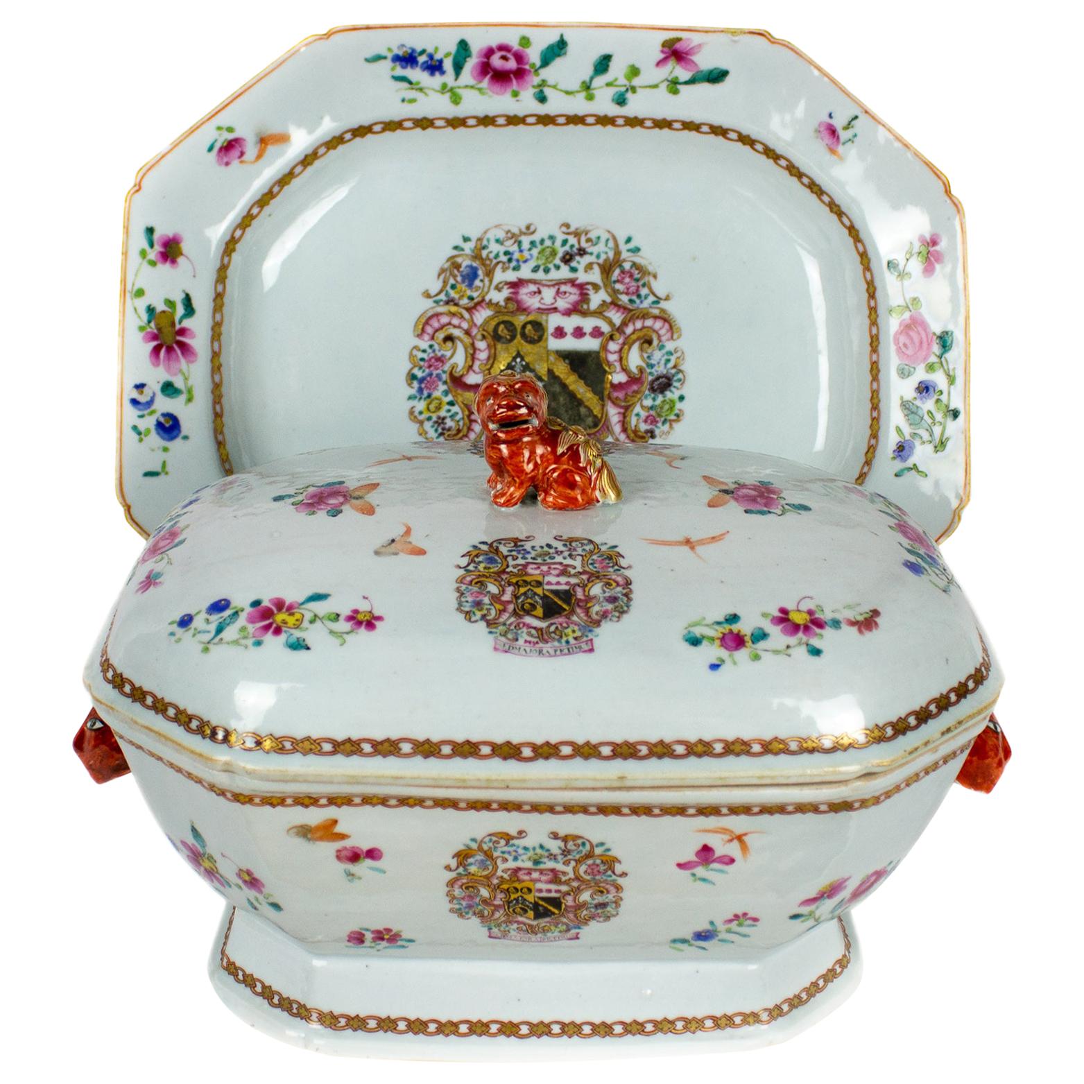 Chinese Export Porcelain Tureen with Platter Emblazoned, Qianlong, '1736-1795'