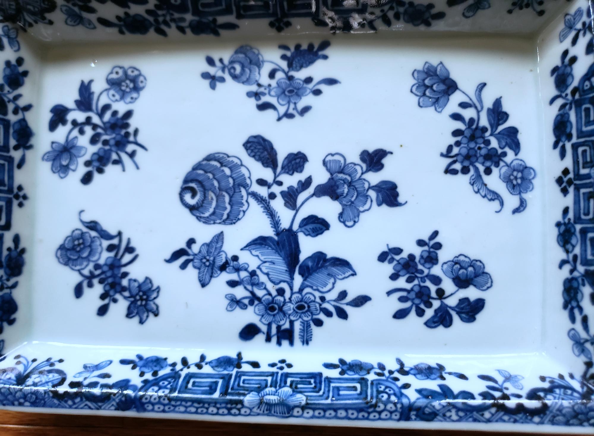 Chinese Export Porcelain Underglaze Blue & White Rectangular Botanical Dishes 8