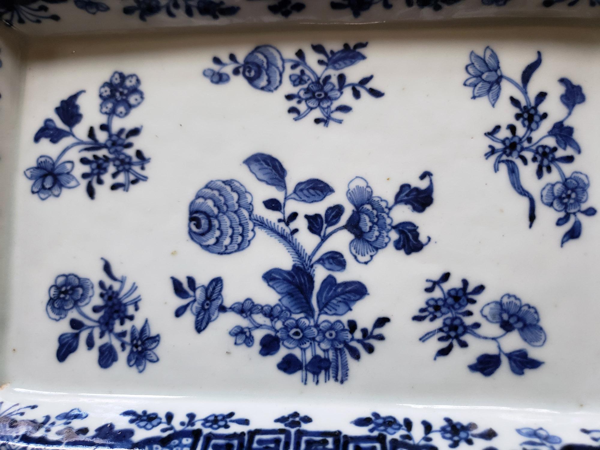 Chinese Export Porcelain Underglaze Blue & White Rectangular Botanical Dishes 5
