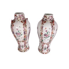 Chinese Export Porcelain Vases with Mice, a Pair