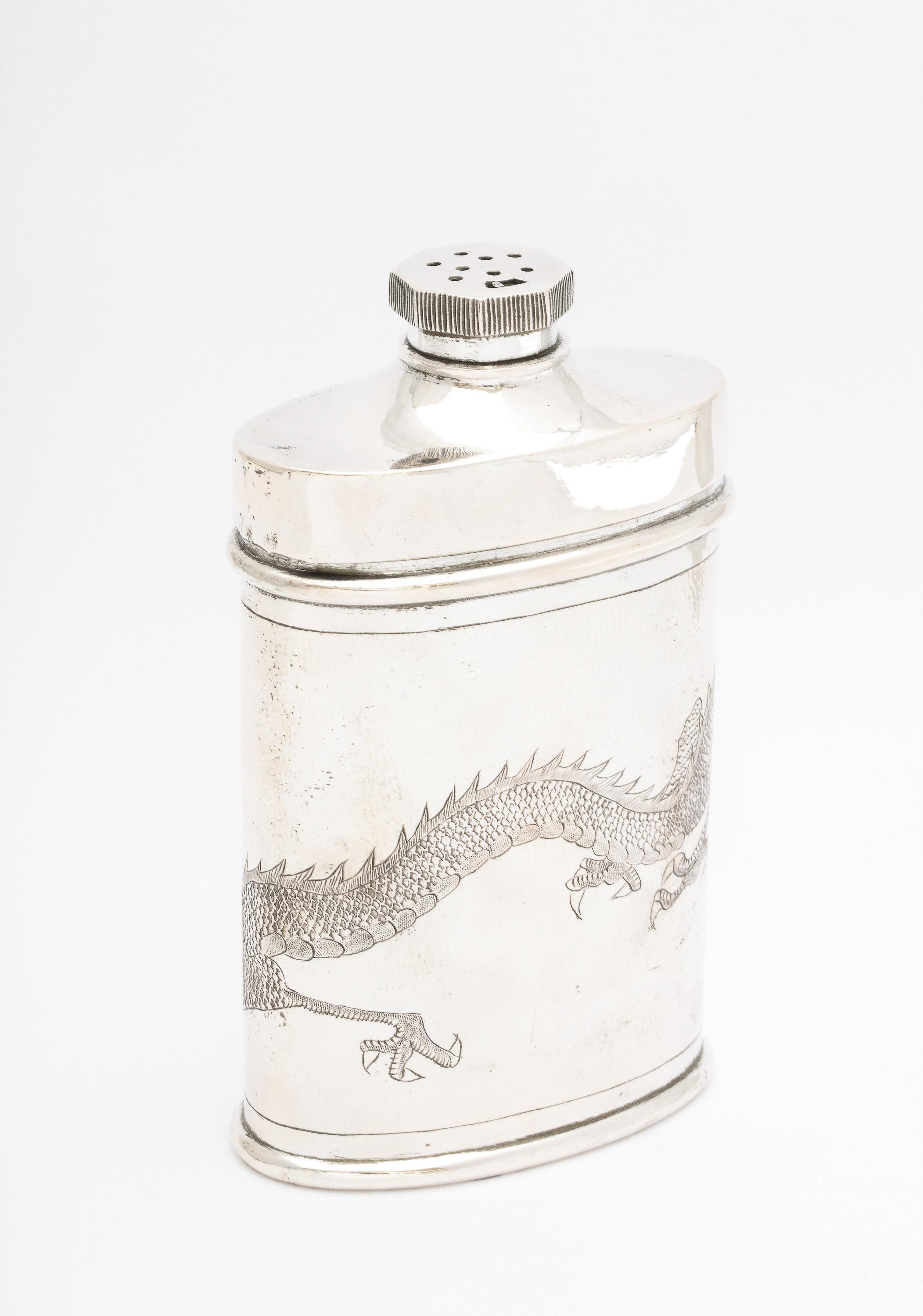 Early 20th Century Chinese Export Powder/Talc Shaker For Sale