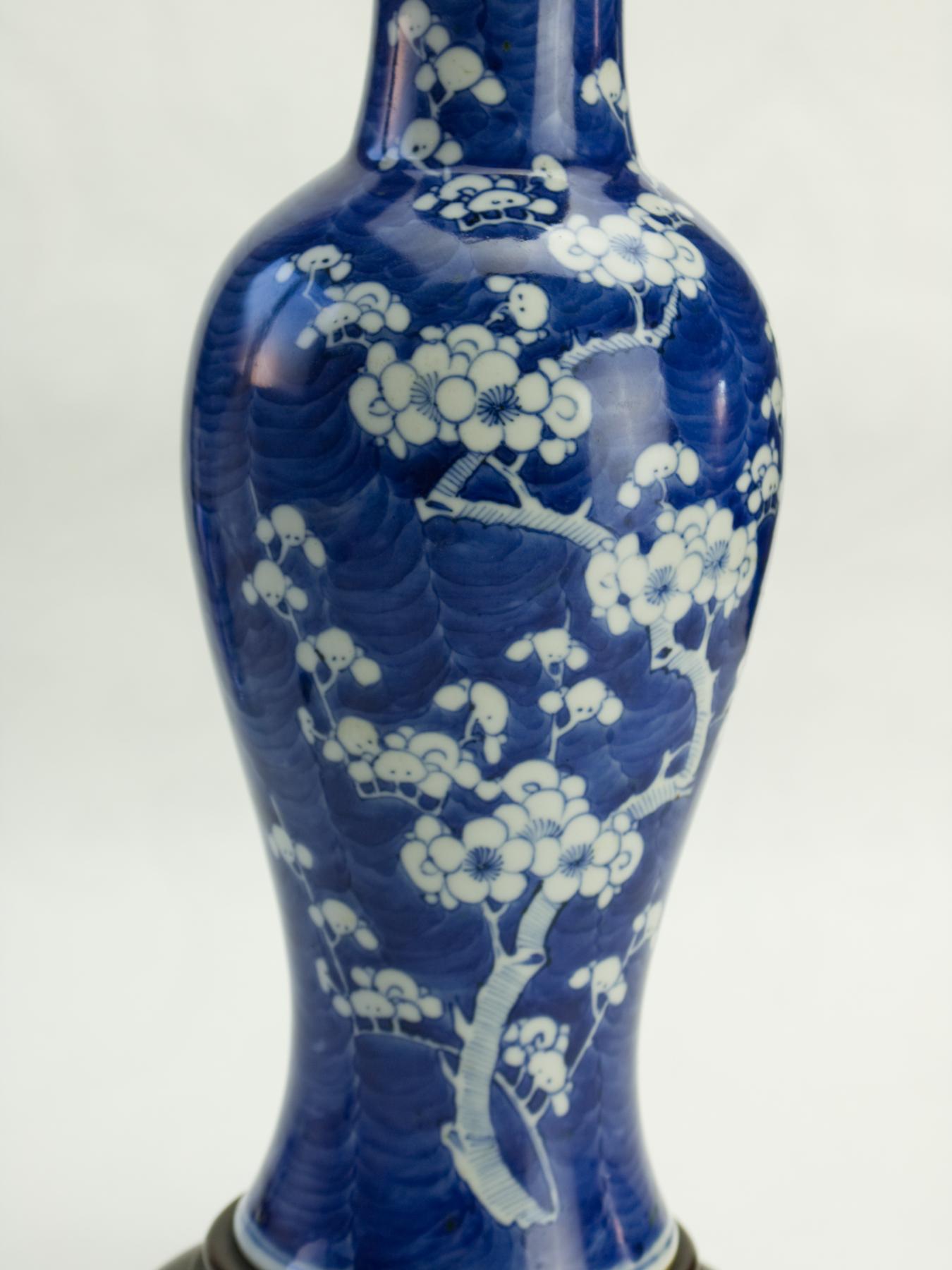 Chinese Export Prunus Vase Lamp, circa 1900 For Sale 1