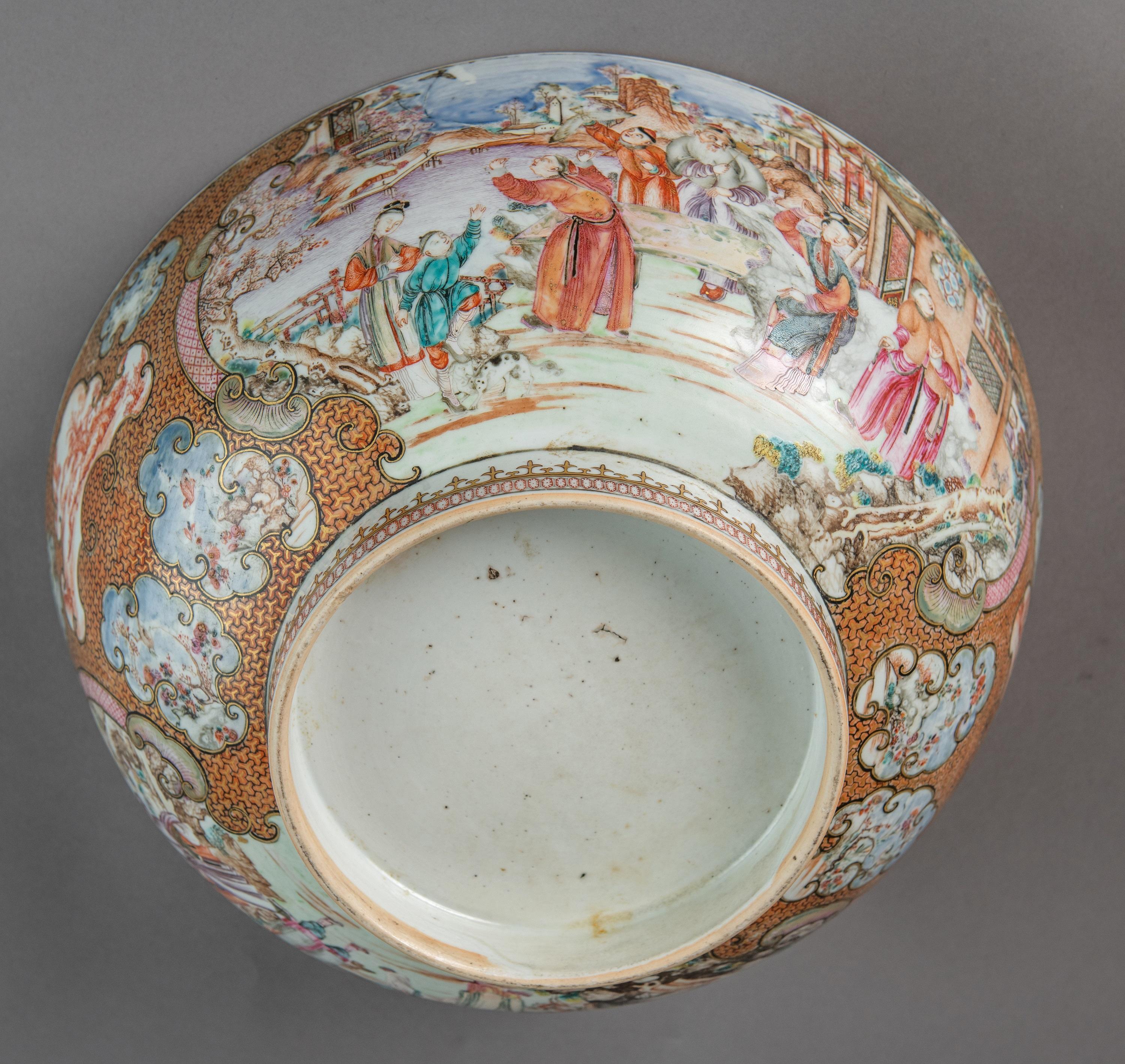 18th Century Chinese Export Punch Bowl with Footed Rim For Sale