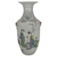 Vase à histoires figuratif en porcelaine d'exportation chinoise de la dynastie Qing