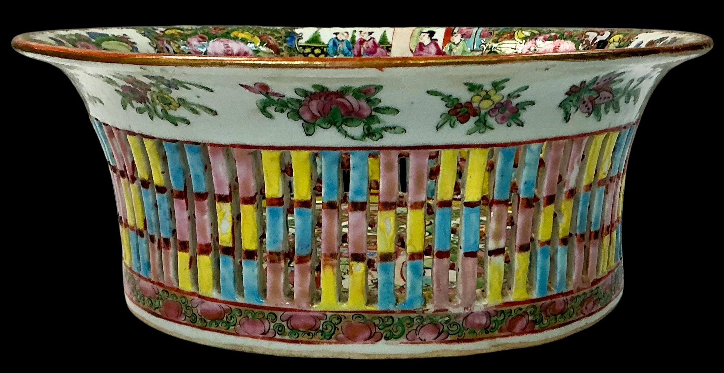 20th Century Chinese Export Reticulated Rose Medallion Porcelain Pottery Nut Serving Bowl For Sale