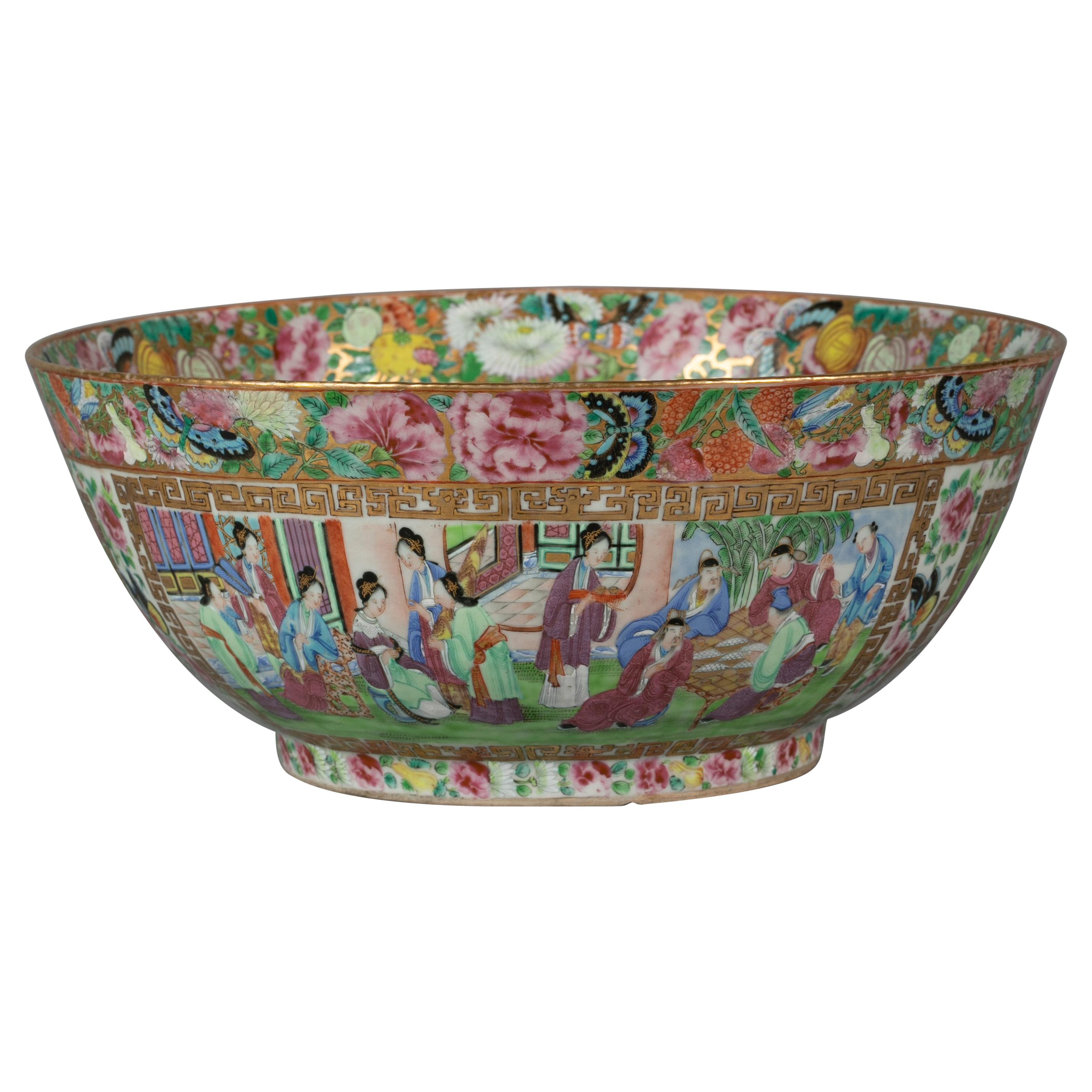 Rose Mandarin Chinese Porcelain Lidded Bowl at 1stDibs