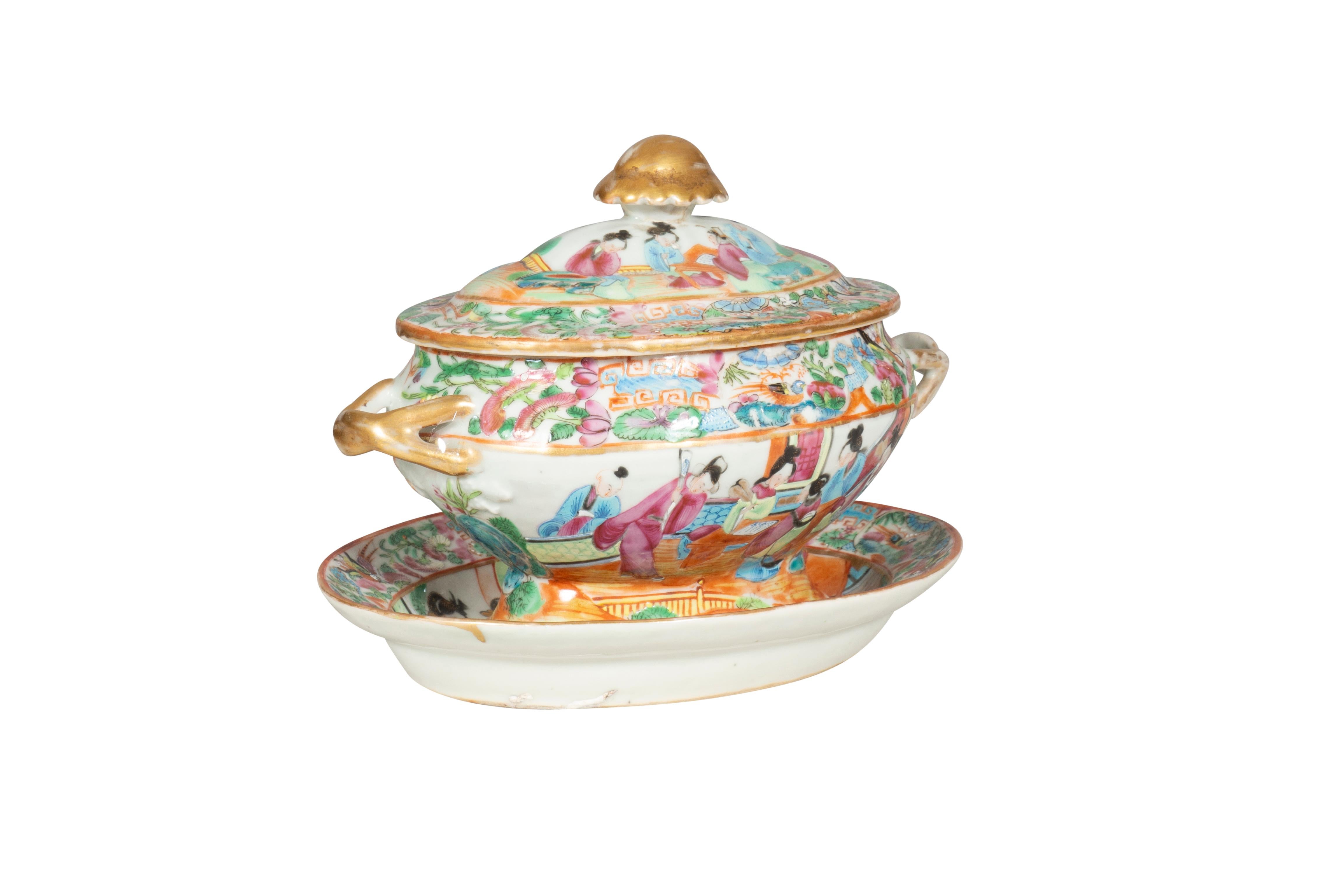 Well painted with oval cover with finial over conforming body with handles and conforming tray.