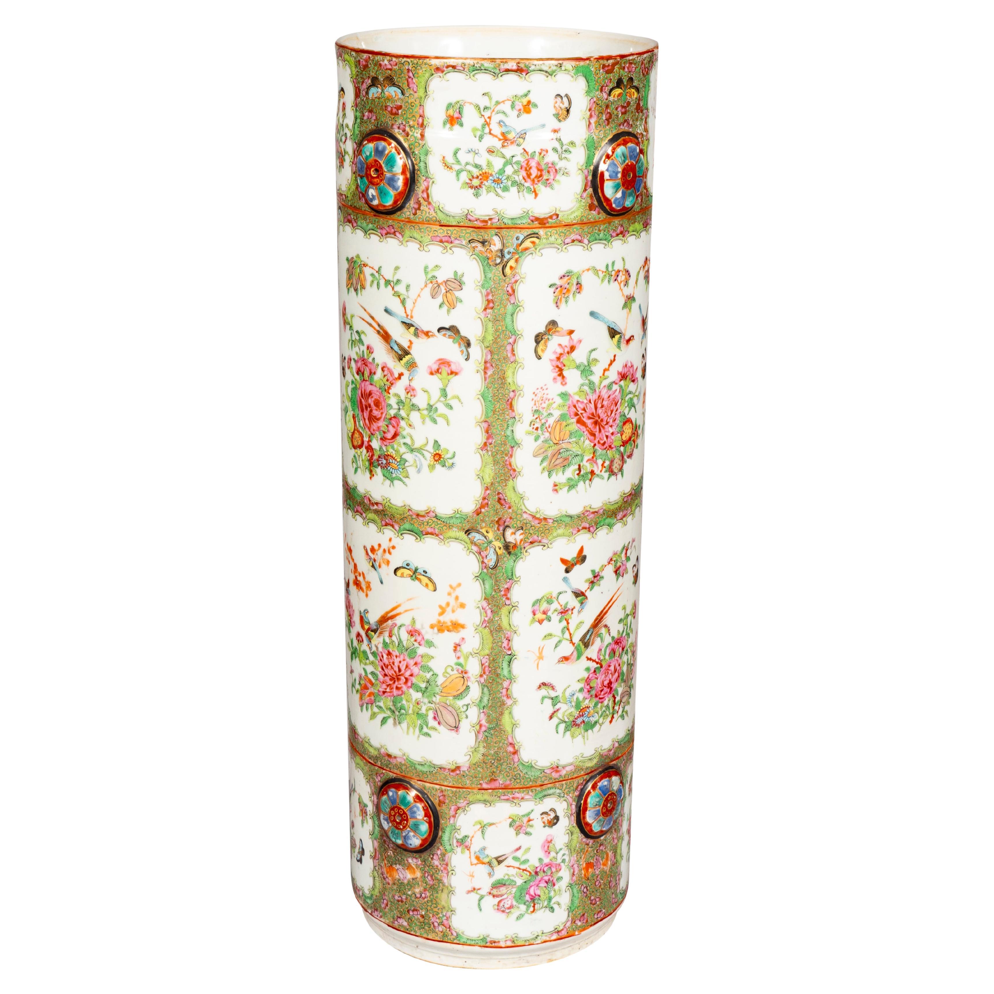 Chinesisch Export Rose Mandarin Umbrella Stand im Angebot