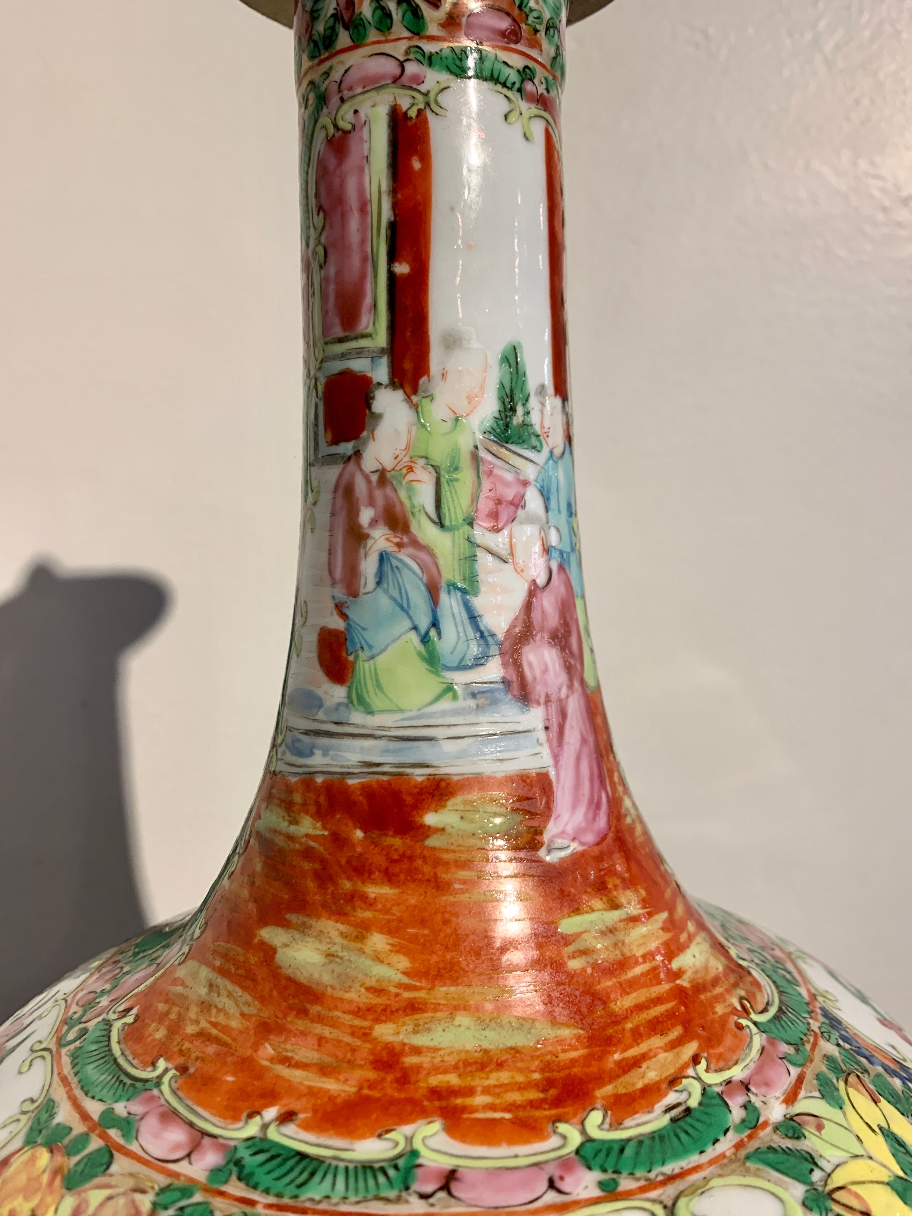 Late 19th Century Chinese Export Rose Medallion Bottle Vase and Cover, Late 19th C, China For Sale