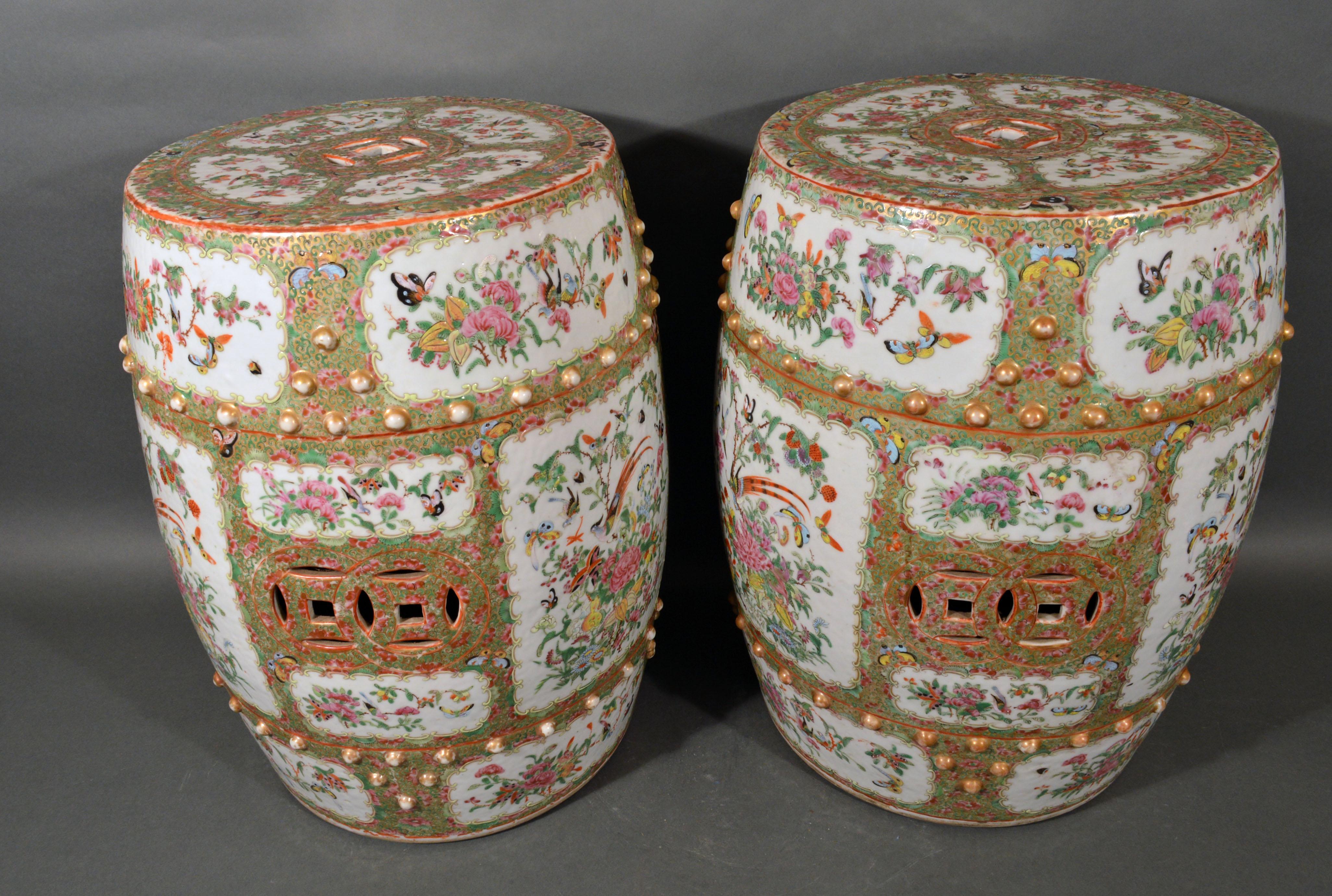 Chinese export rose medallion circular pair of garden seats,
circa 1840-1860.

A lovely pair of Chinese export rose Medallion circular garden seats. Each seat has four panels of 