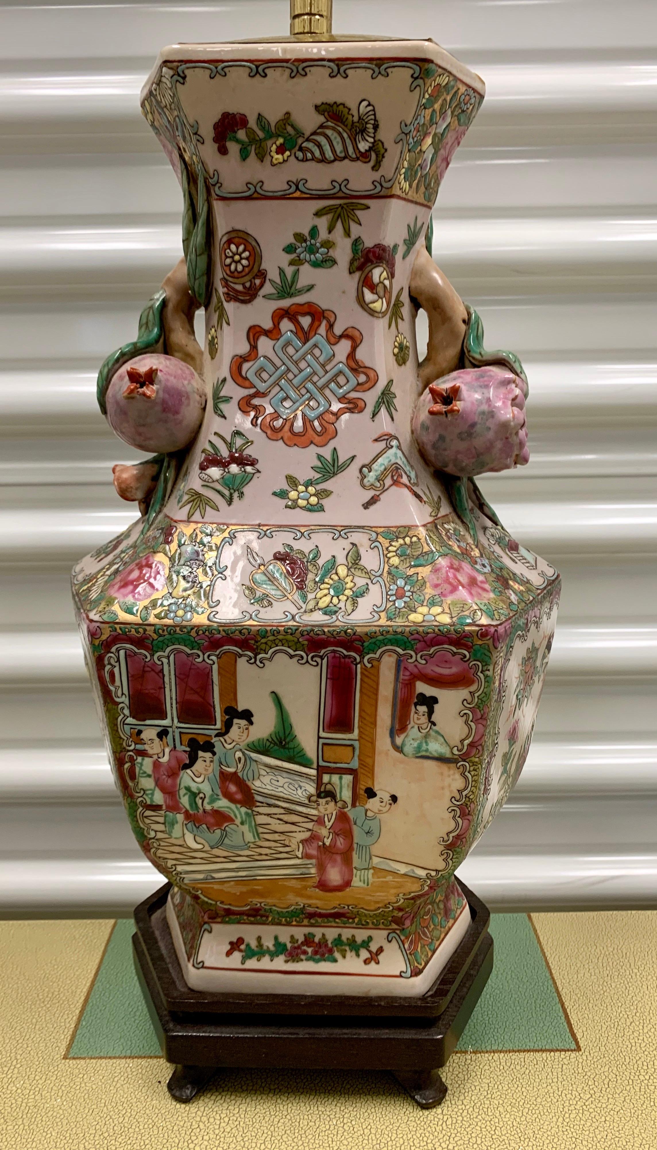 19th Century Chinese Export Rose Medallion Porcelain Urn Lamp