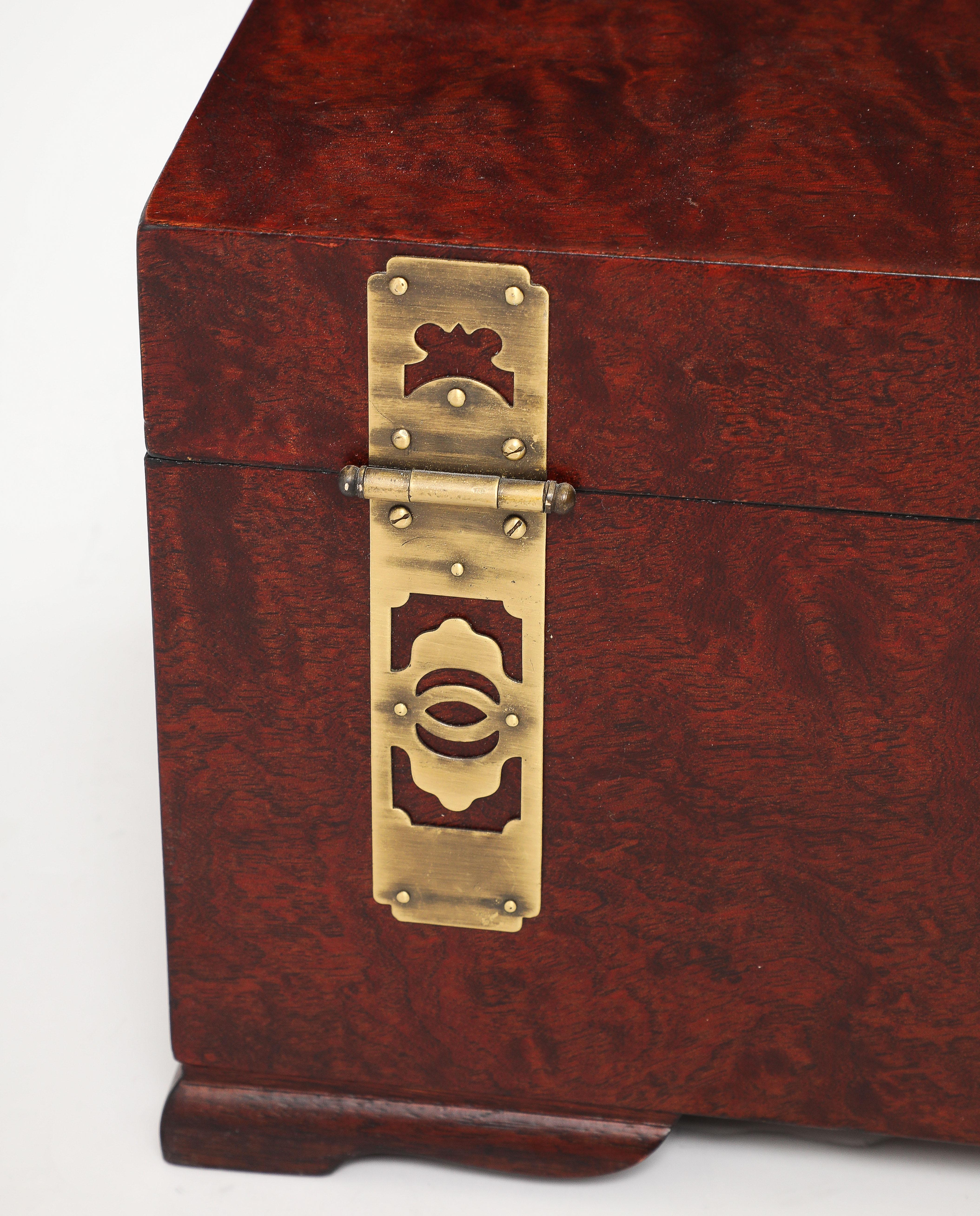 Chinesisch Export Rose Holz, Messing Koi Lock Box im Angebot 2
