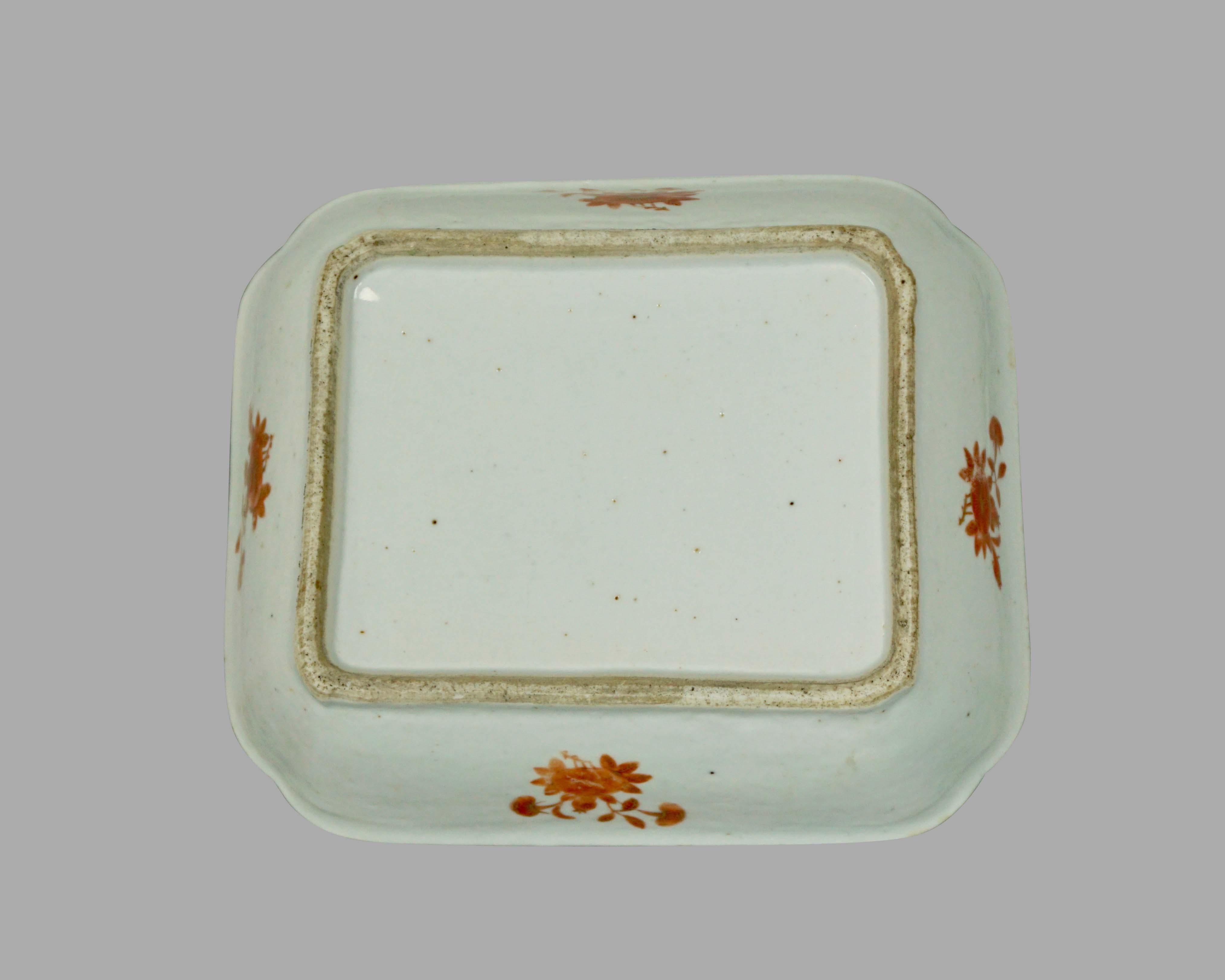 Chinese Export Sacred Bird and Butterfly Centerpiece and Covered Vegetable Dish 4