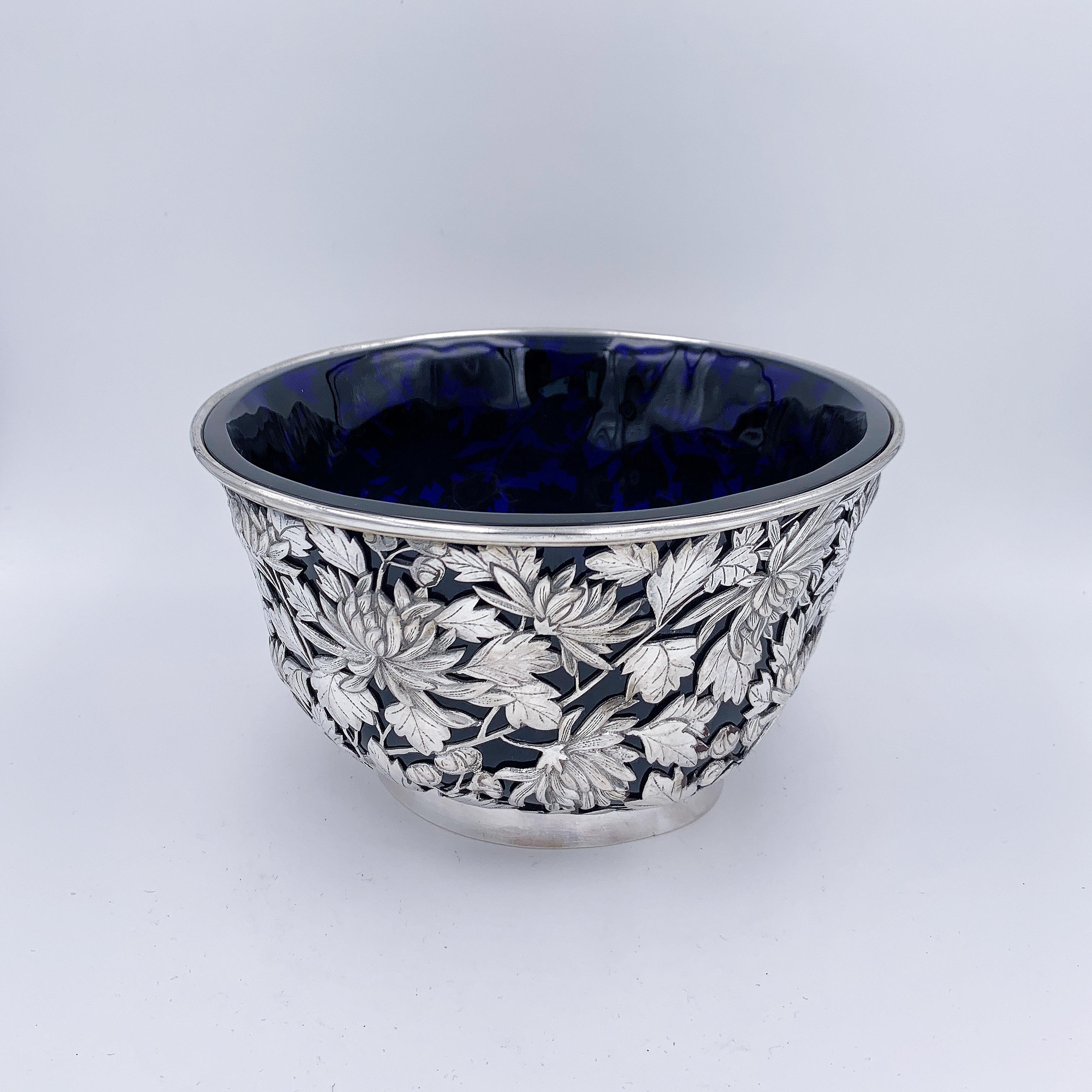 Late 19th Century Chinese Export Silver Bowl For Sale