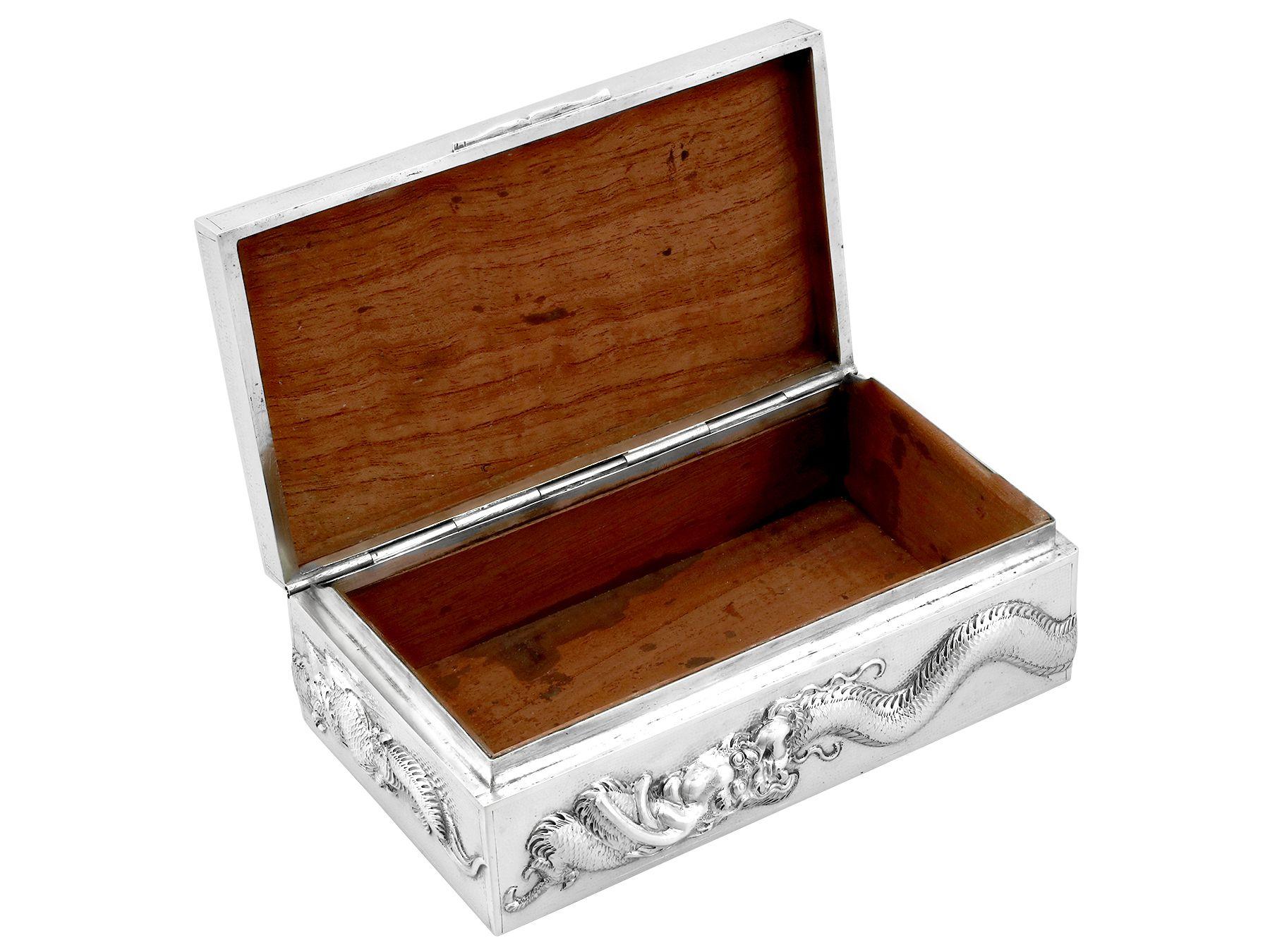 1920s Chinese Export Silver Box For Sale 1