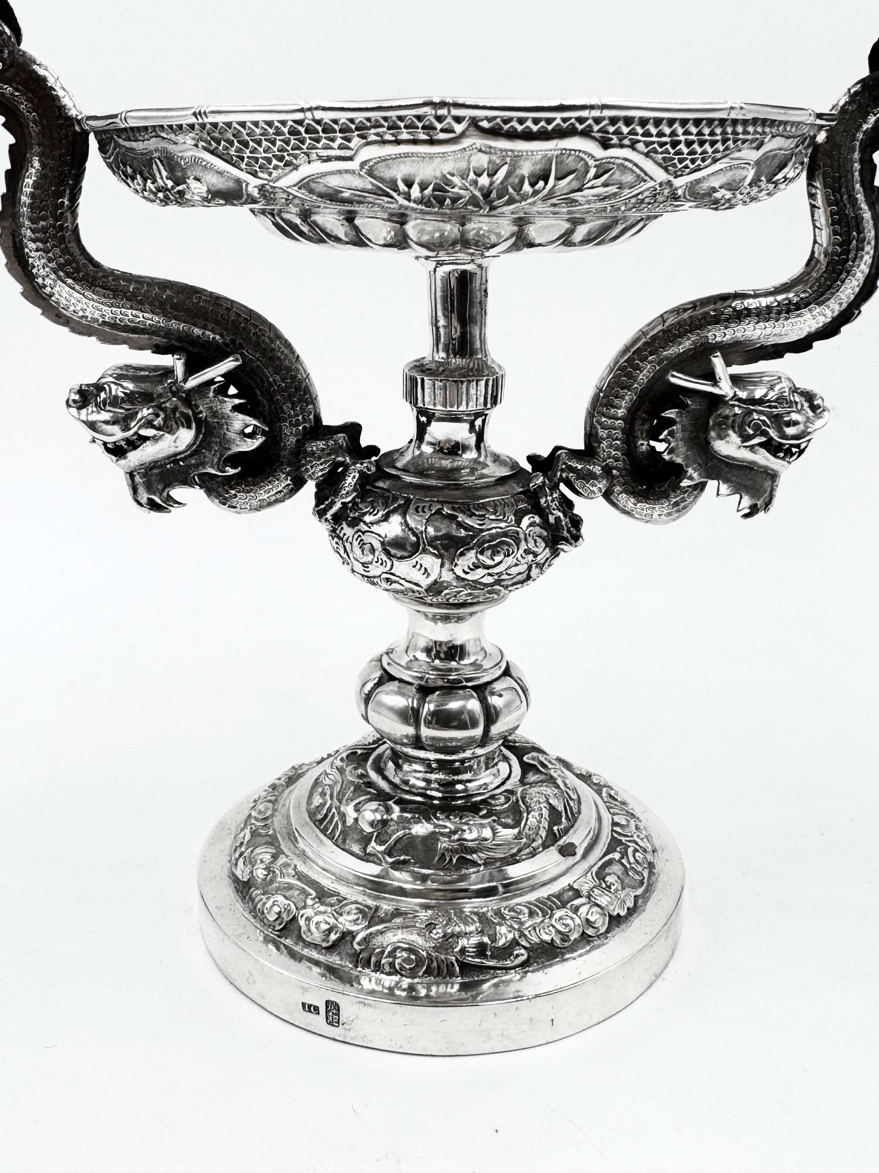Candelabro y plato de plata de exportación chinos Fines del siglo XIX en venta