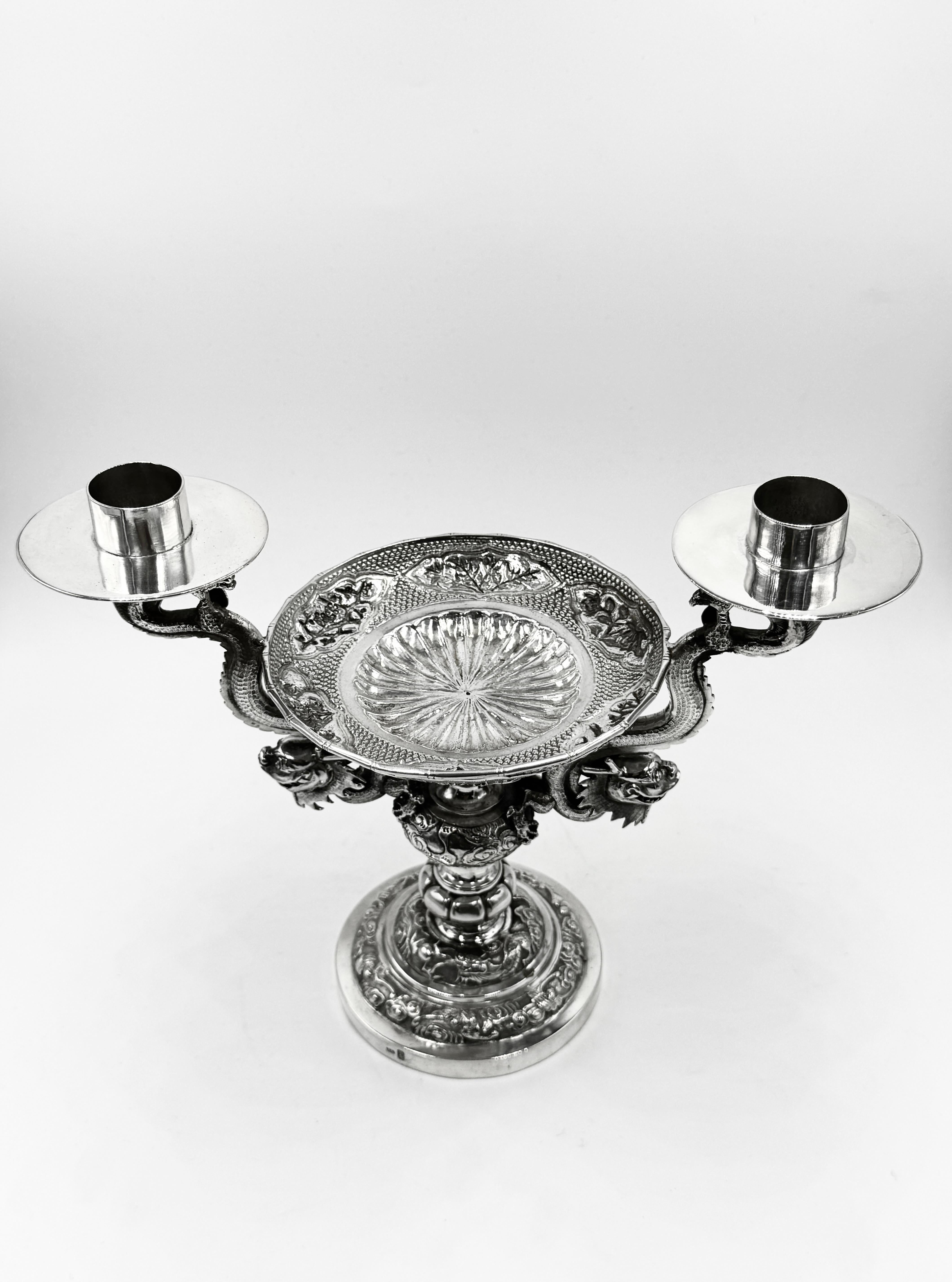 Candelabro y plato de plata de exportación chinos Silver en venta