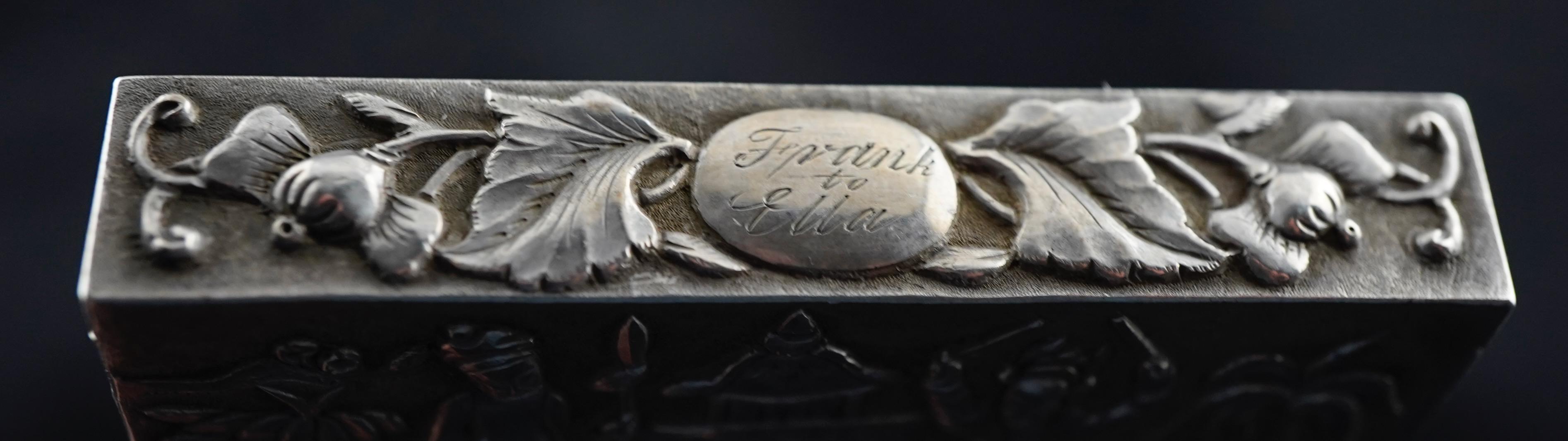 Metà XIX secolo Portacarte d'argento d'esportazione cinese Interesse del Commodoro Perry e dell'Ammiraglio Buchanan. in vendita