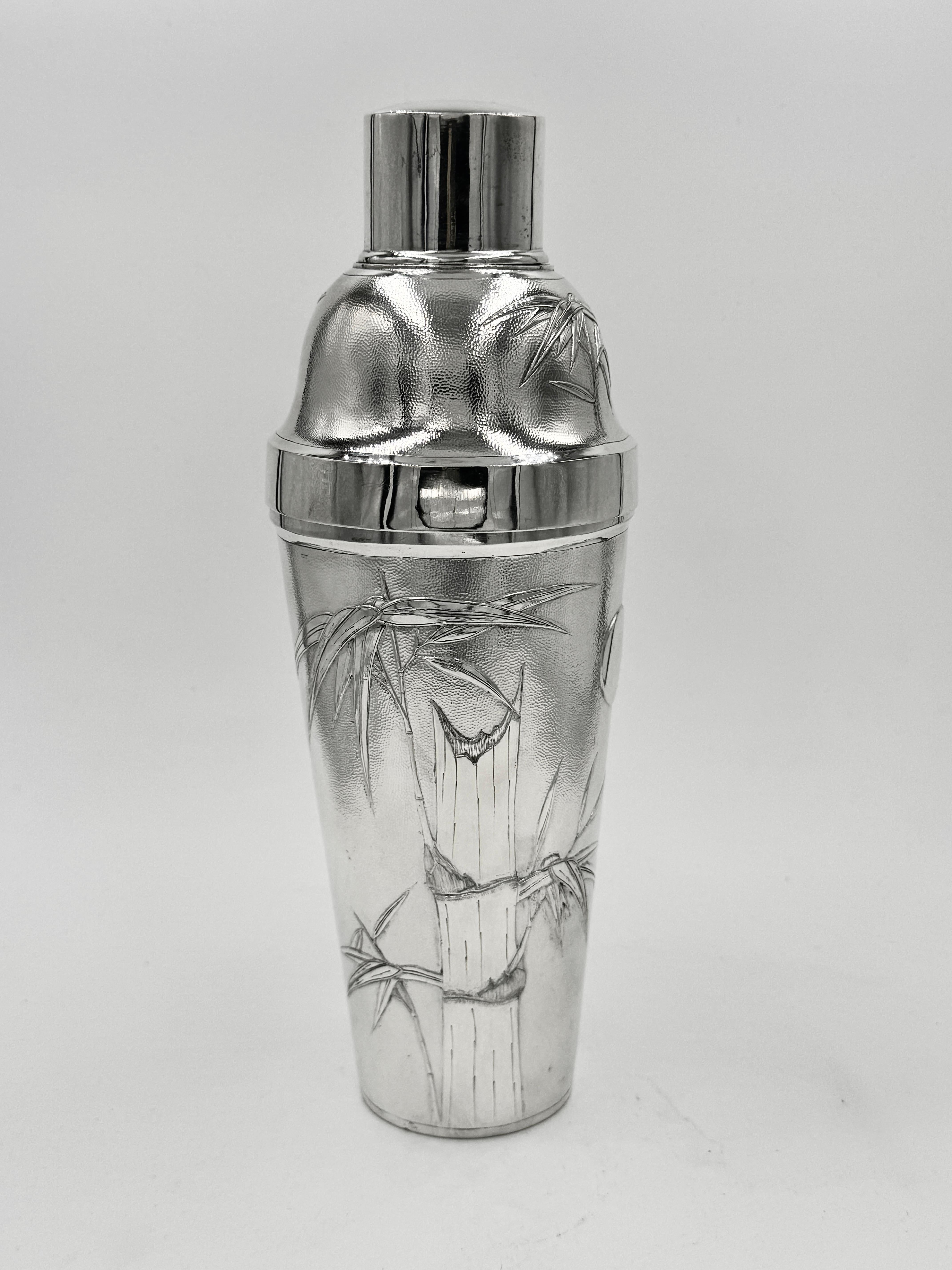 Coctelera china de plata de exportación en Bueno estado para la venta en London, GB
