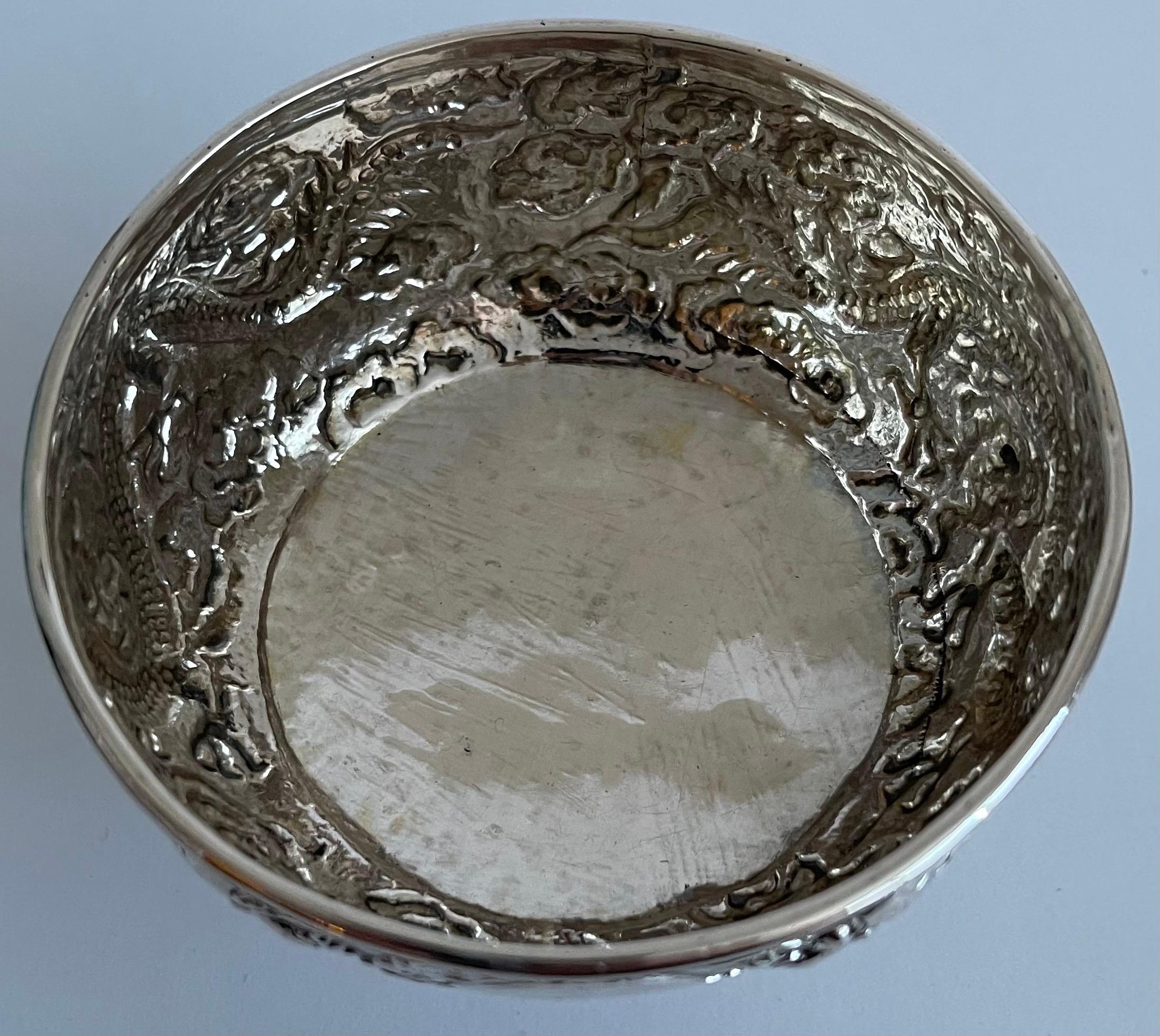 Chinese Export Silver Dragon Bowls, Set of 3 For Sale 6