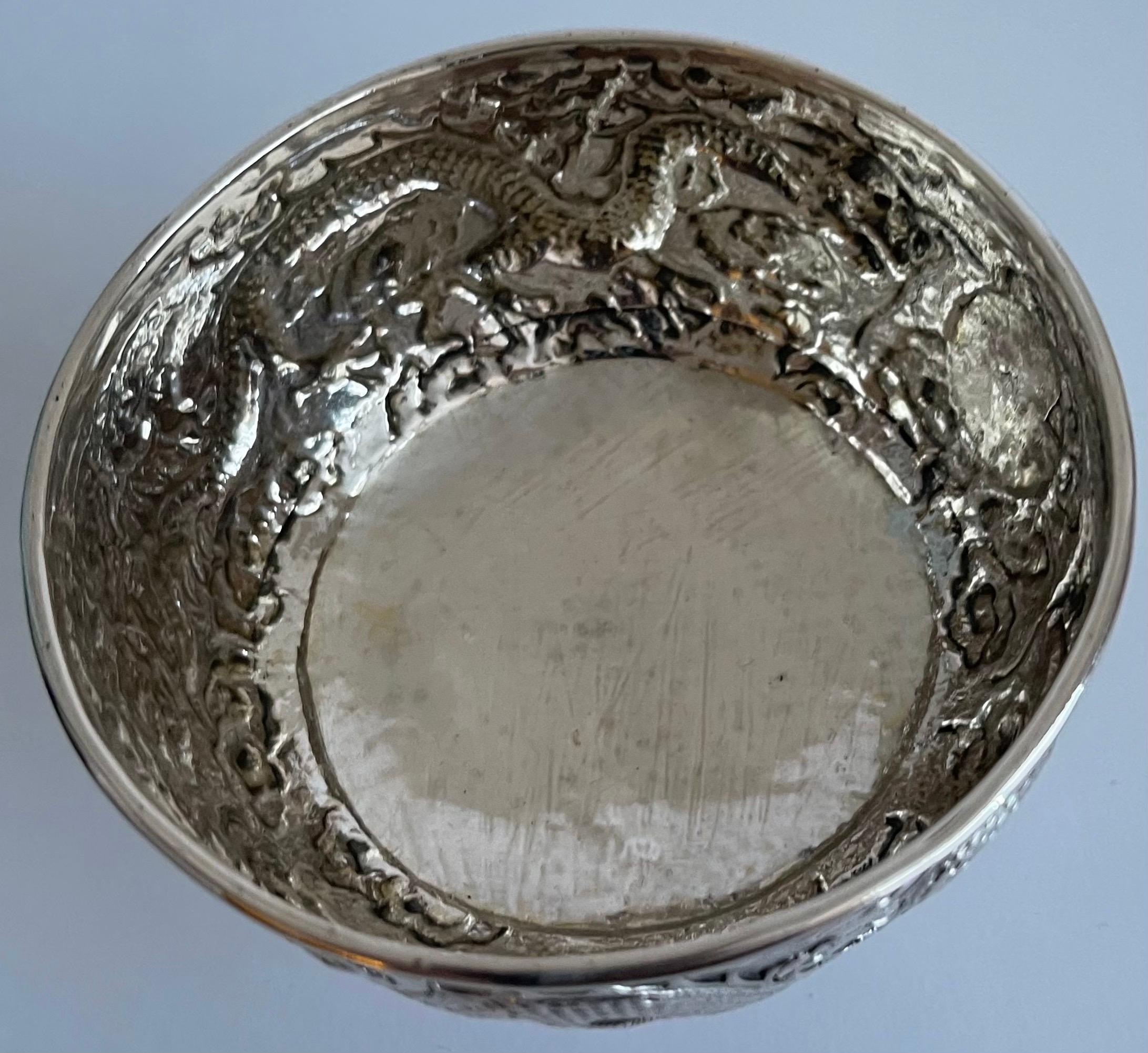 Chinese Export Silver Dragon Bowls, Set of 3 For Sale 8