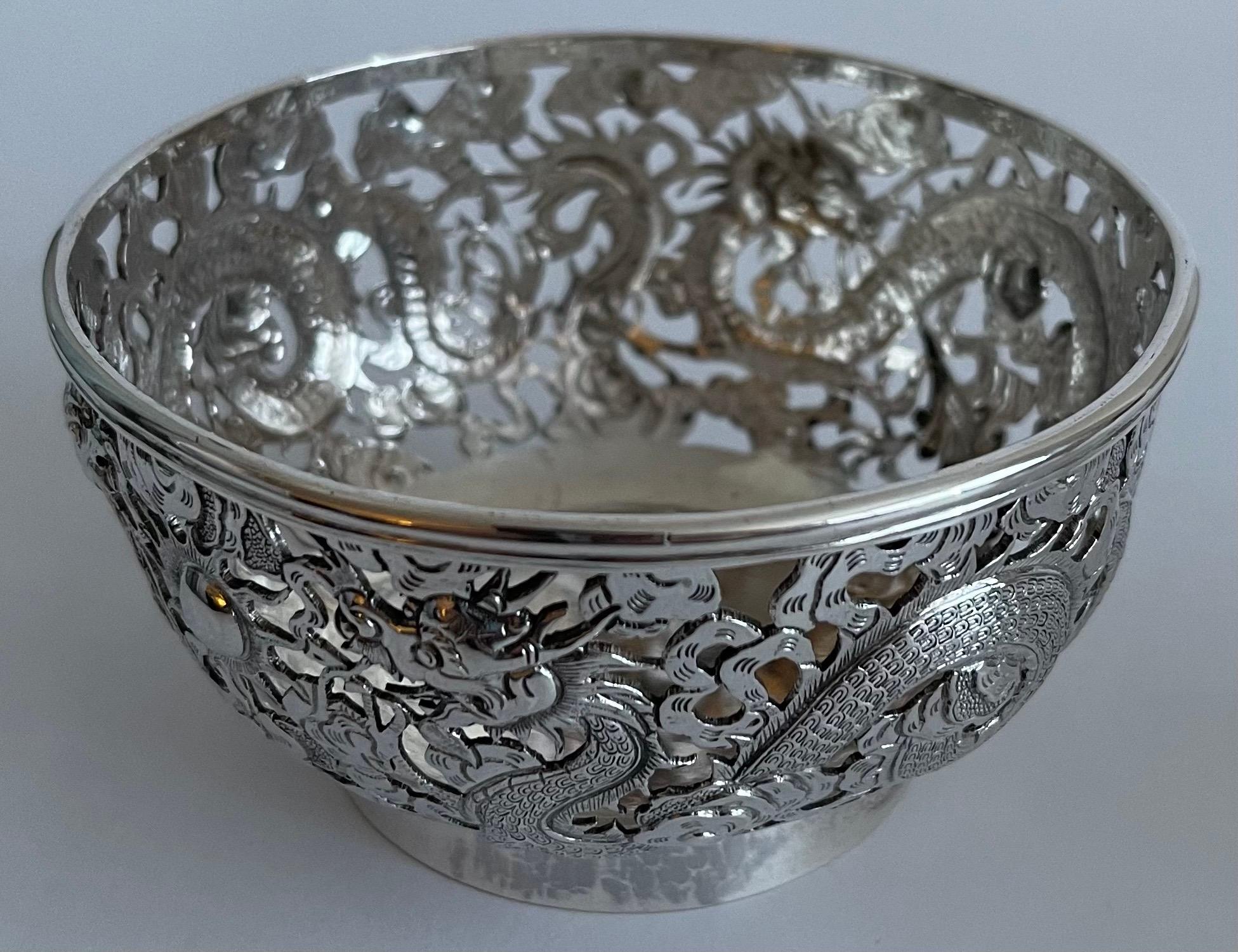 Chinese Export Silver Dragon Bowls, Set of 3 For Sale 1