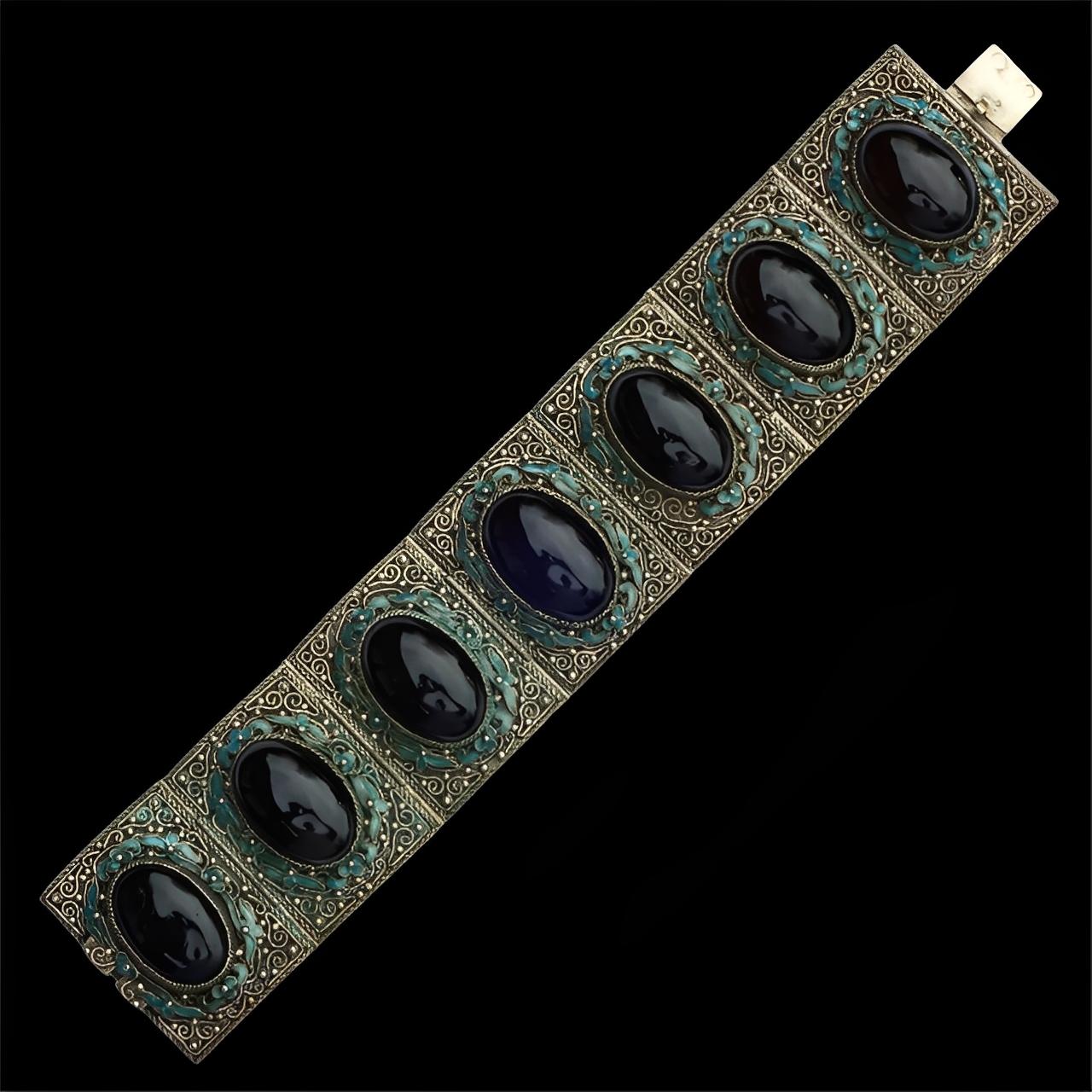 Chinese Export Silver Tone Filigree Cannetille Enamel Onyx Bracelet en venta 4