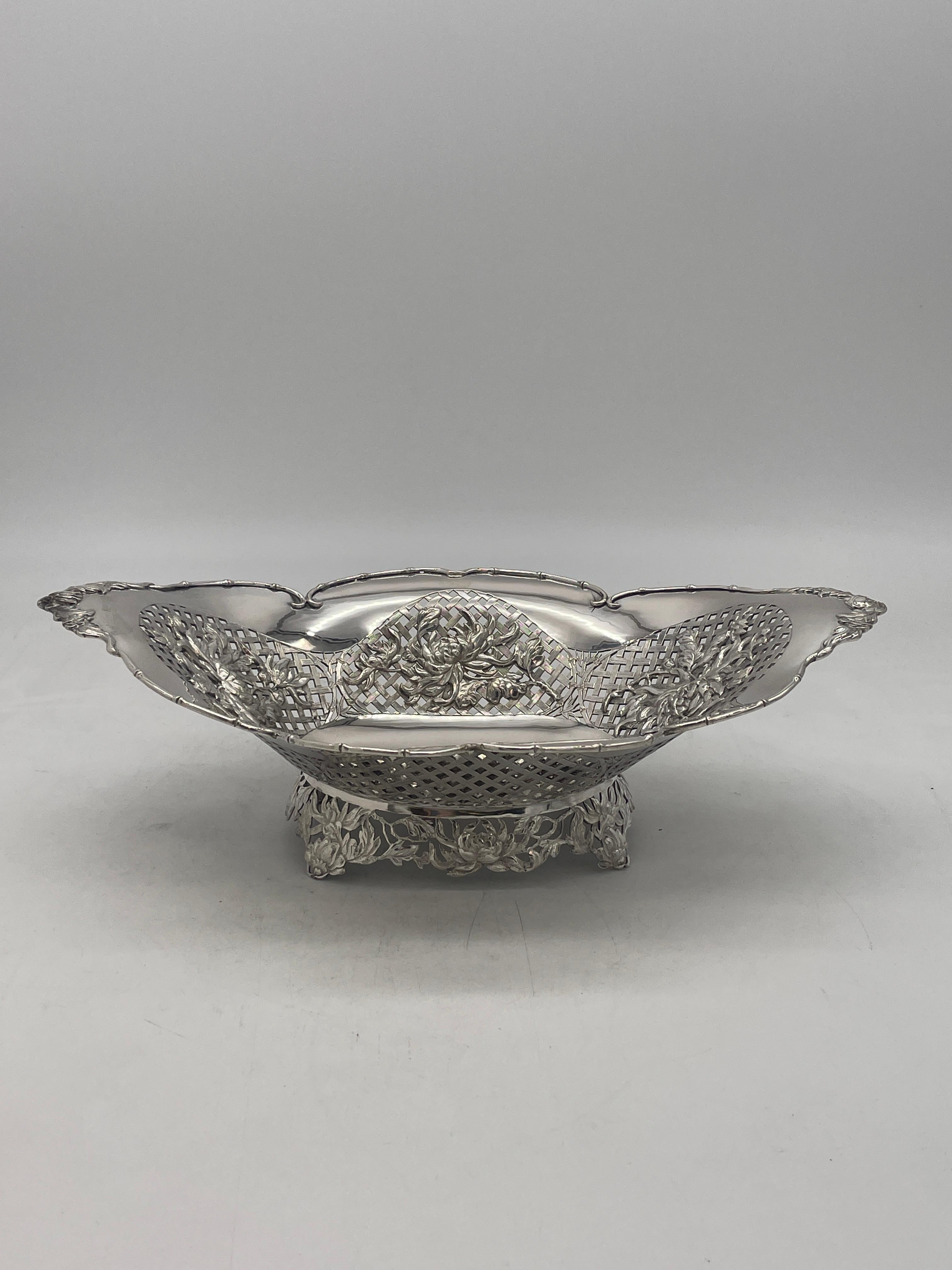 Chinese Export Silver Fruit Dish For Sale 5