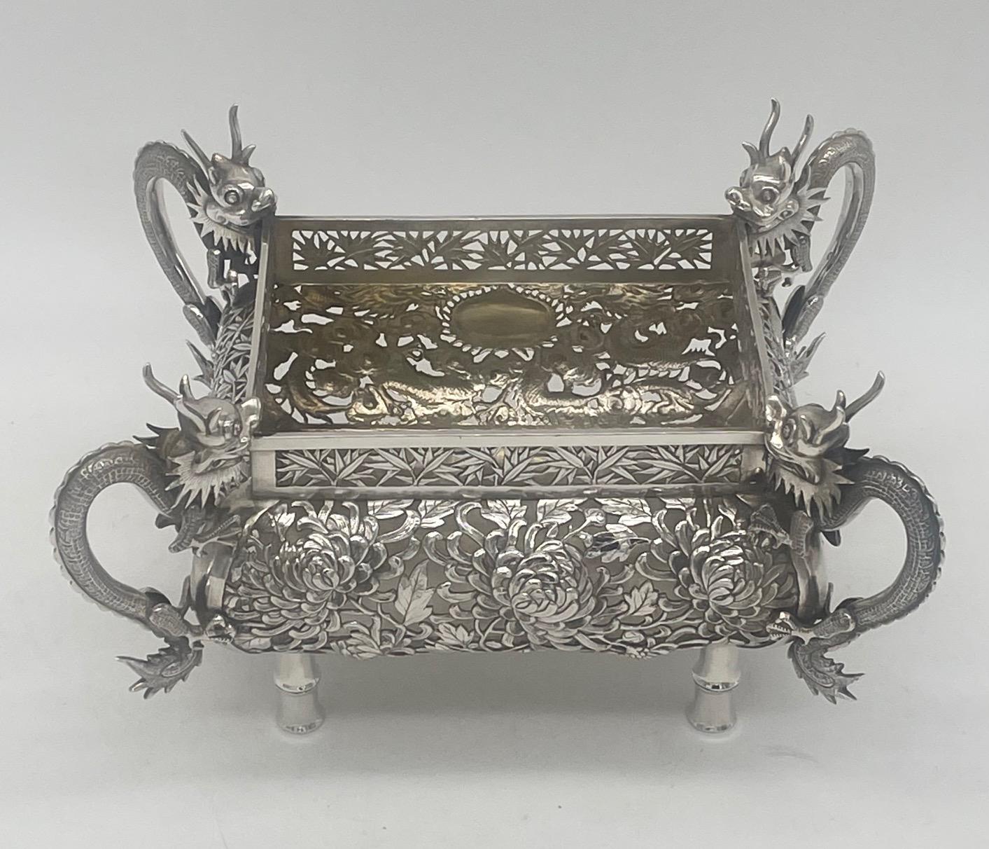 Chinese Export Silver Jardiniere with Dragons and Figures For Sale 1