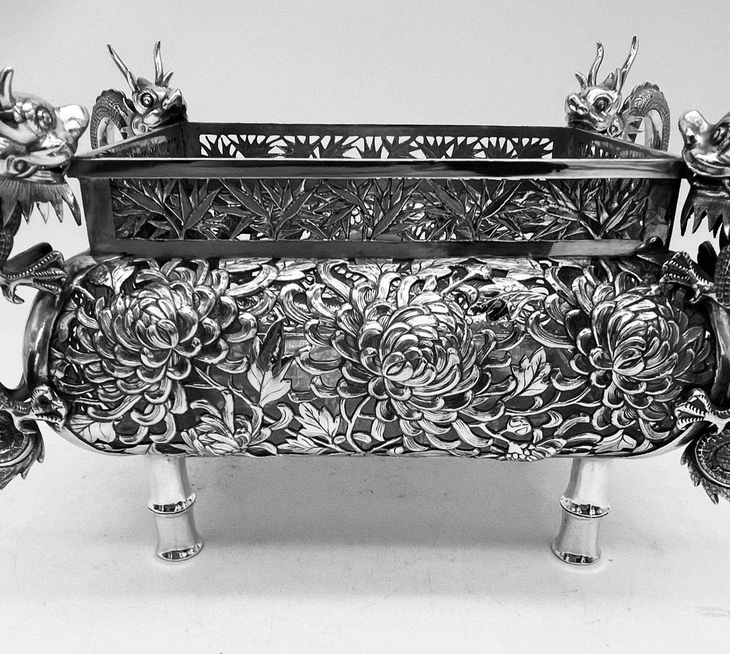 Chinese Export Silver Jardiniere with Dragons and Figures For Sale 4