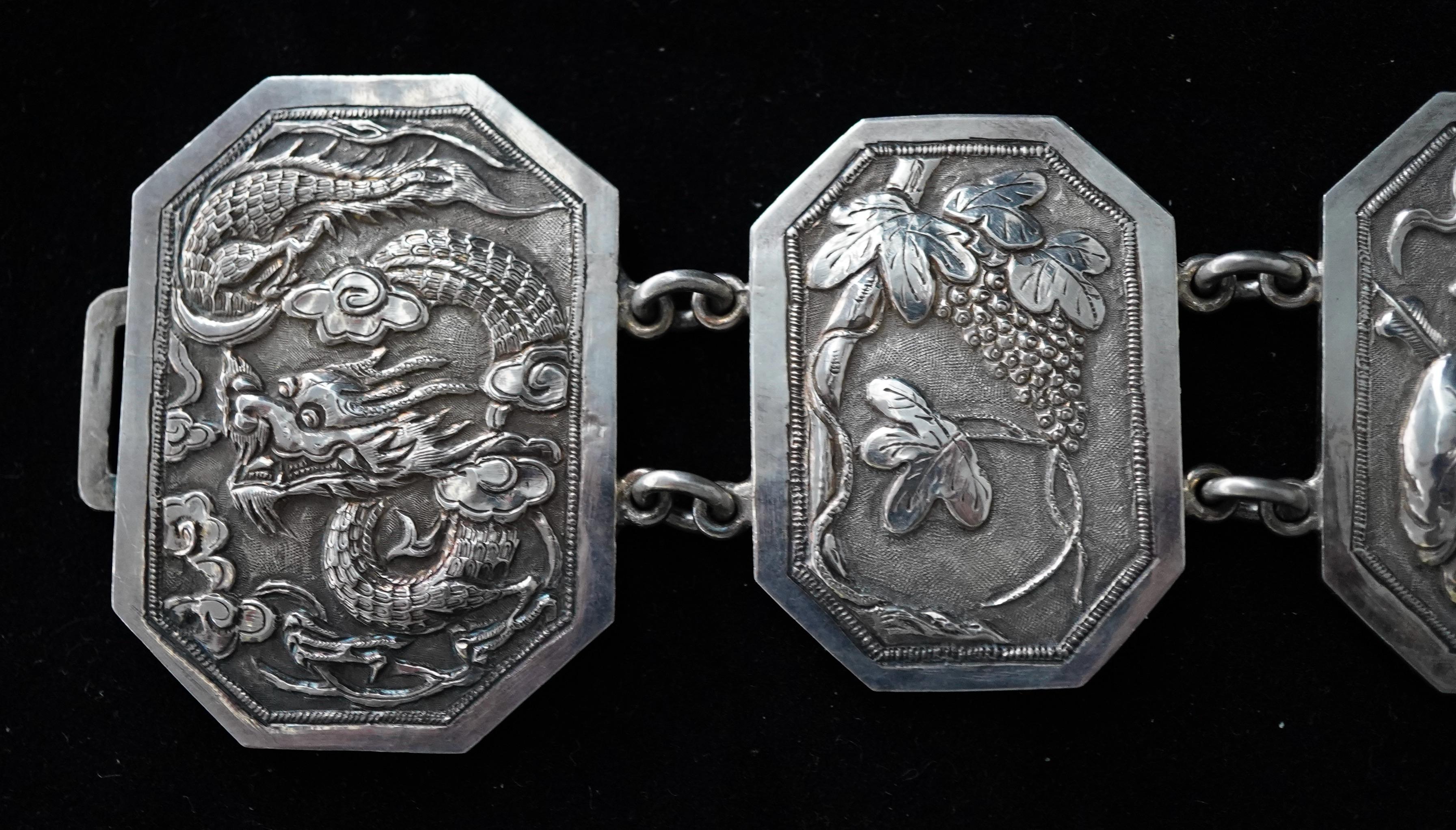 Chinese Export Silver Ladies Belt, circa 1900s 1