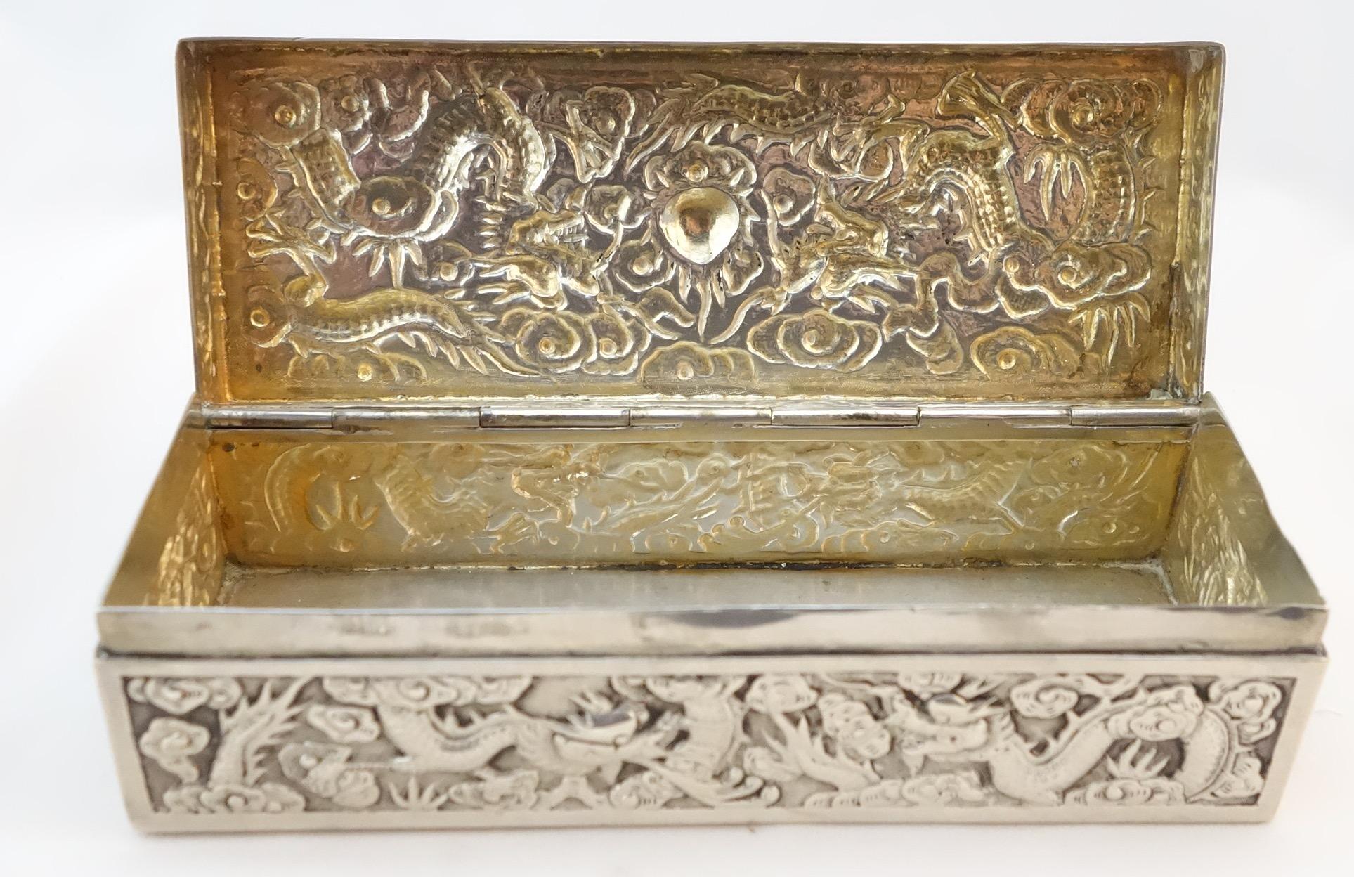 Chinese Export Silver Openwork and Repousse Box by Hung Chong, circa 1880 In Good Condition In Gainesville, FL