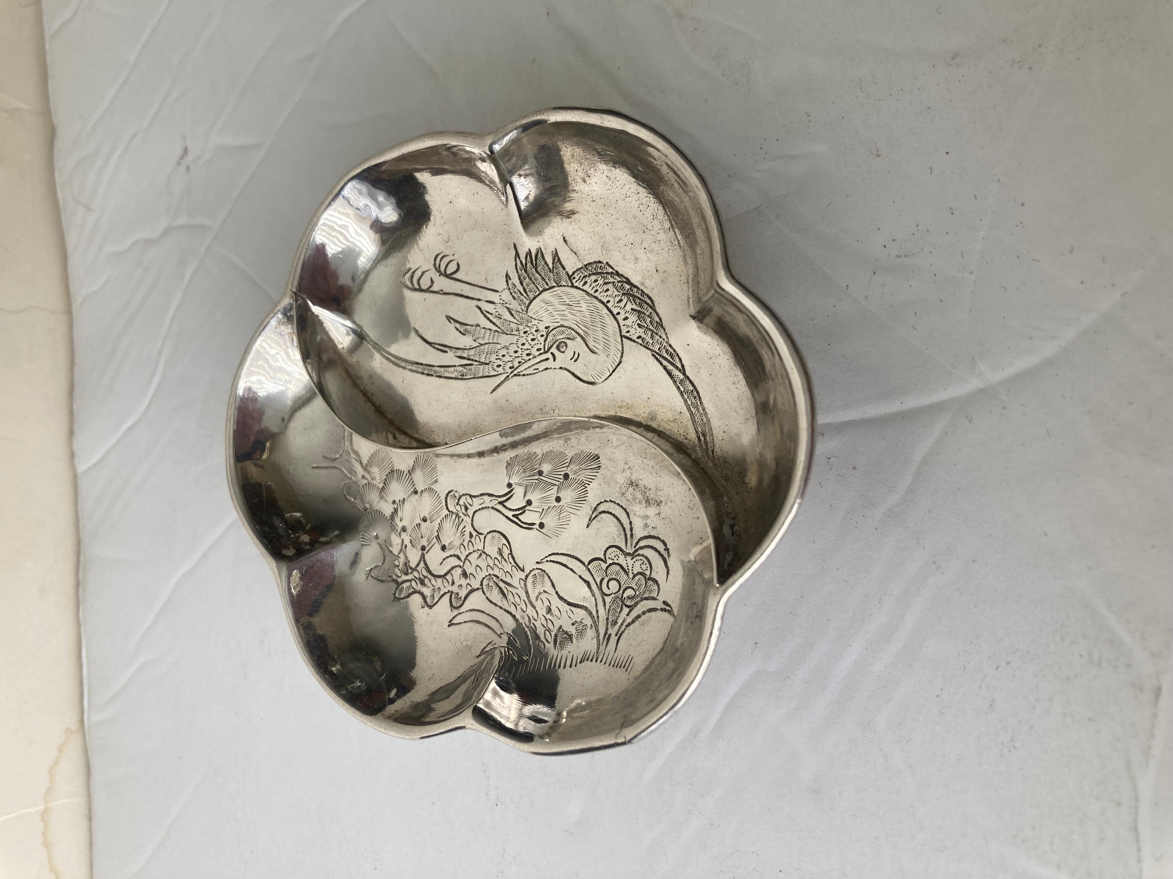 Beautiful 3 silver soy , salt cellar, spices with a divider and marking that reads Hua. All pieces engraved with birds and flowers .