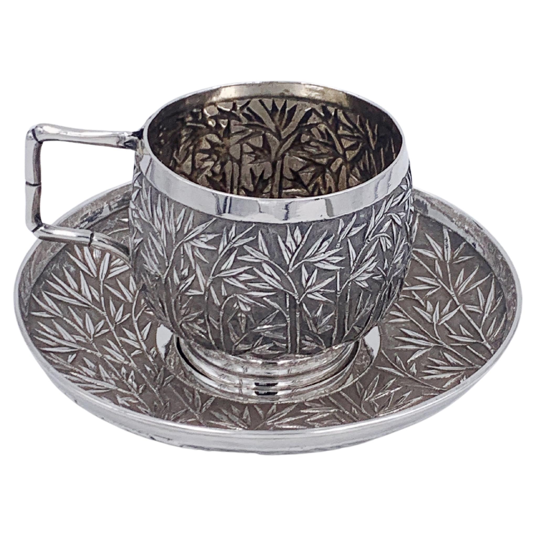 Tasse à thé et soucoupe en argent d'exportation chinoise