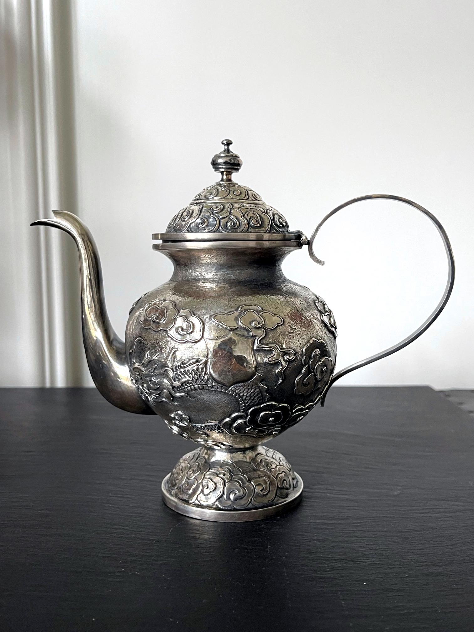 Chinese Export Silver Tea or Coffee Service by ZeeSung For Sale 5