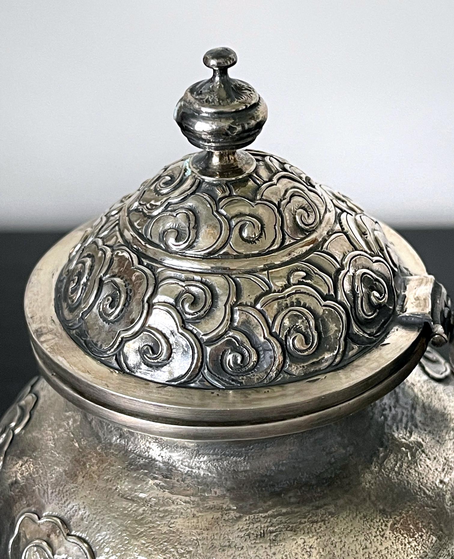 Chinese Export Silver Tea or Coffee Service by ZeeSung For Sale 9