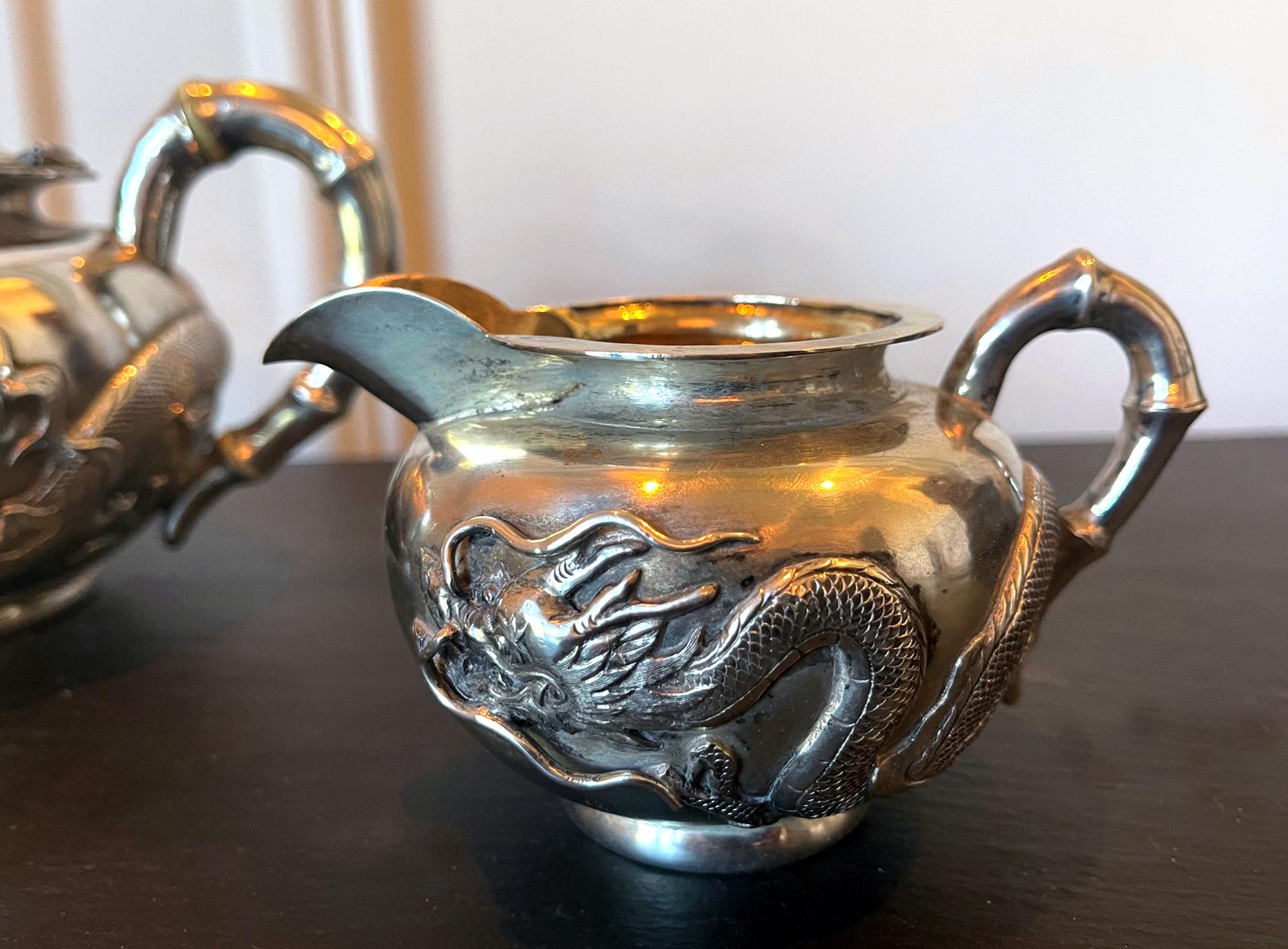 Chinese Export Silver Tea Set with Original Box Zee Wo In Good Condition For Sale In Atlanta, GA
